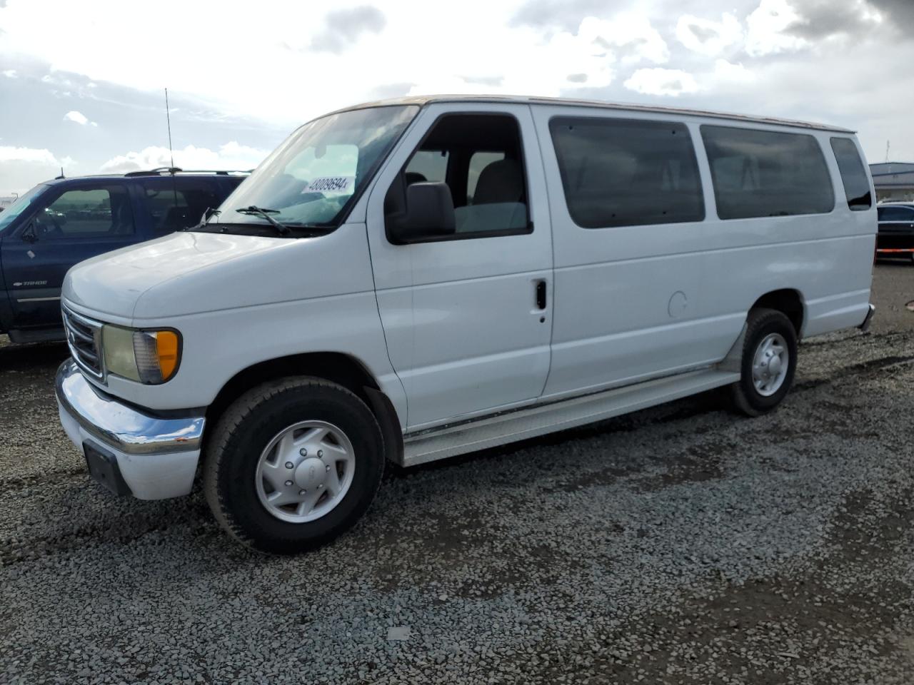 FORD ECONOLINE 2003 1fbss31l43ha01742