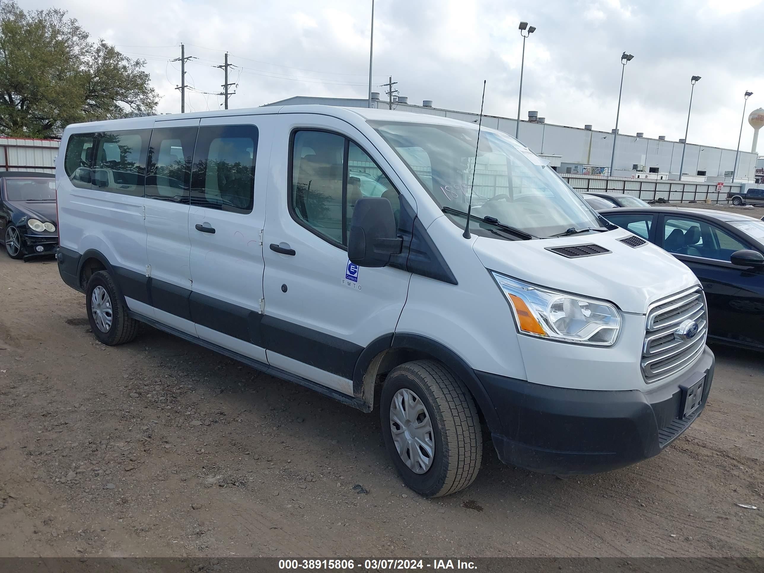 FORD TRANSIT 2019 1fbzx2zm4kkb05351