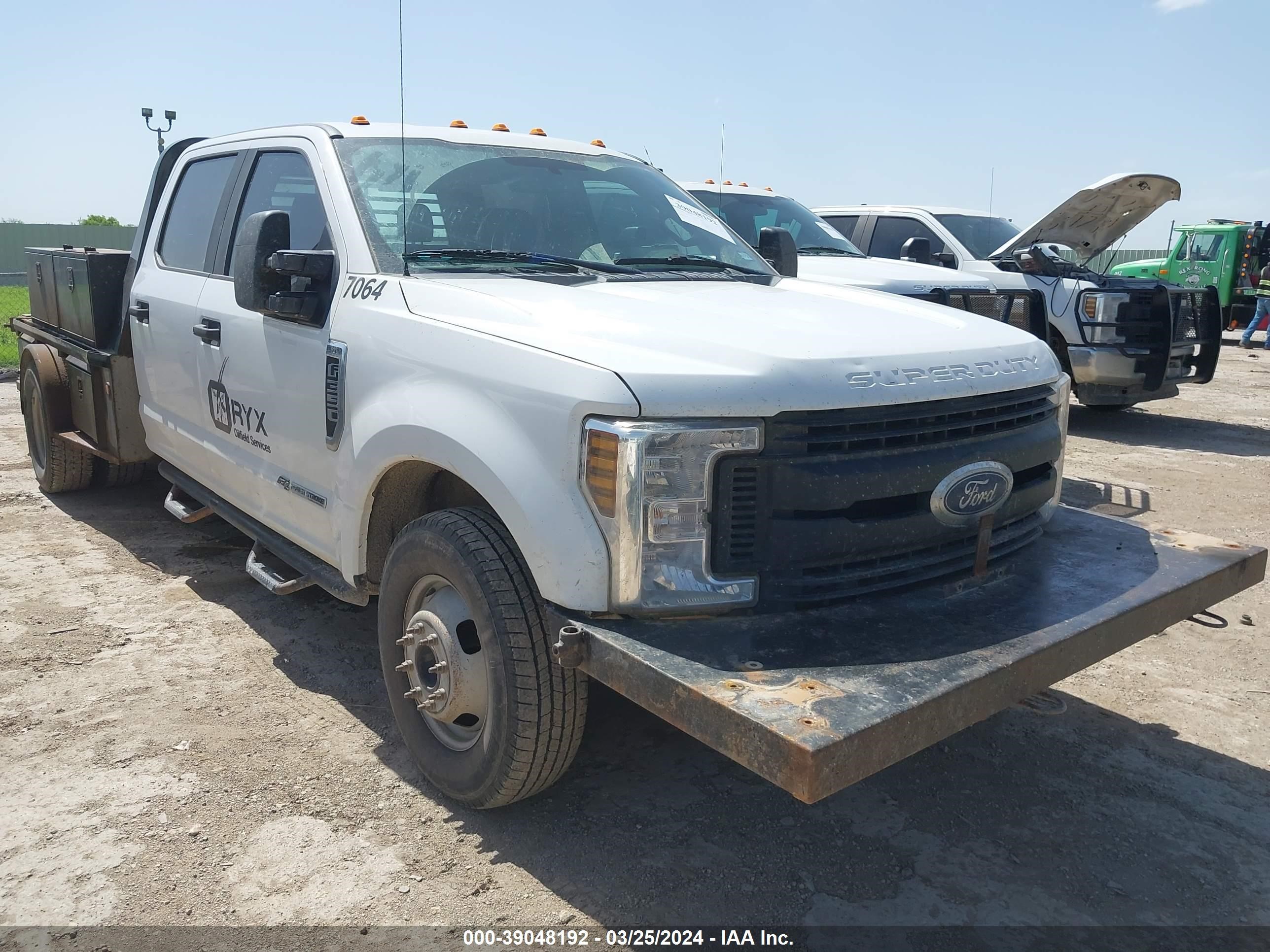 FORD F350 2019 1fd8w3ct2keg48644