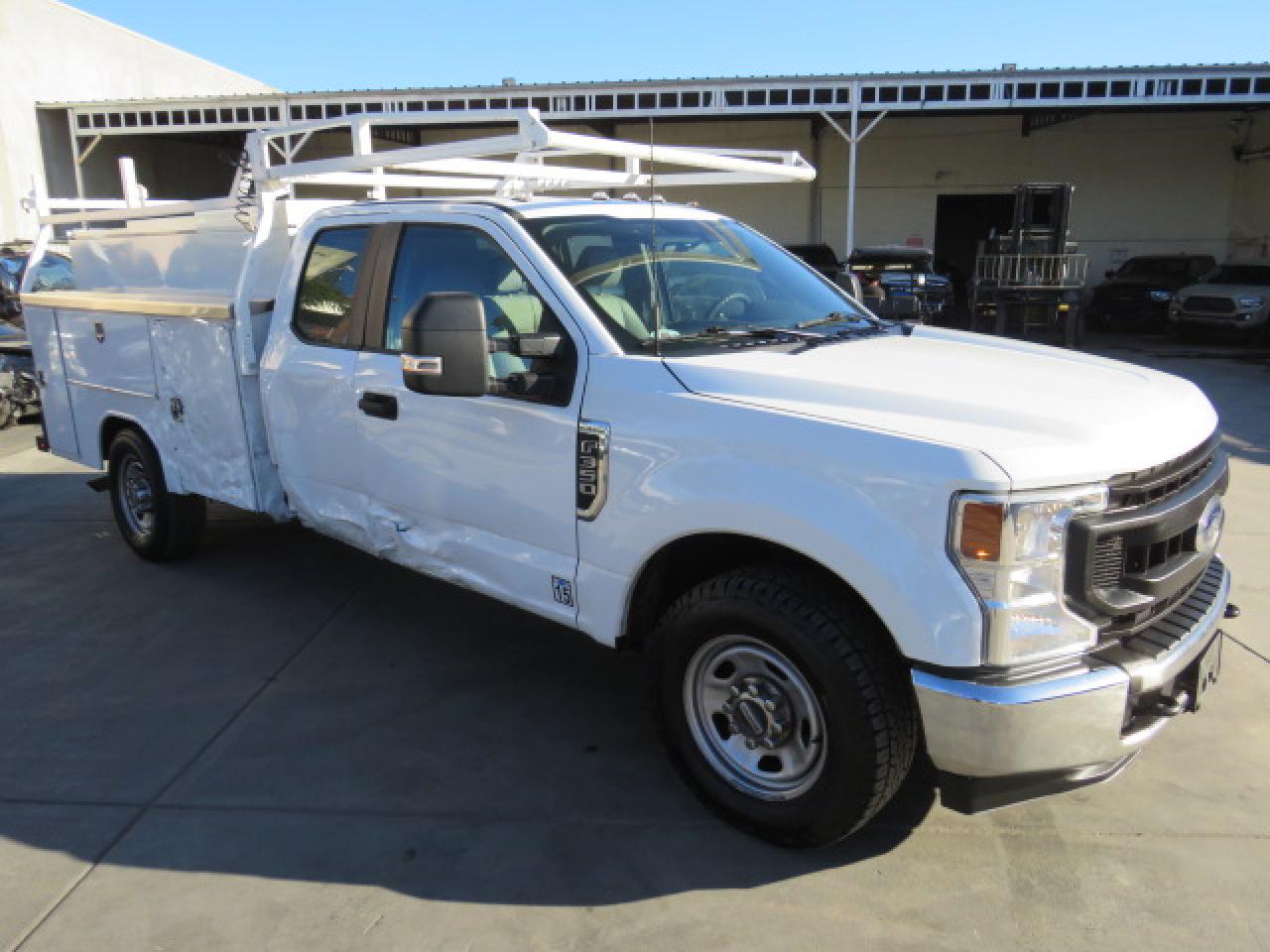 FORD F350 SUPER 2022 1fd8x3e61nec48101