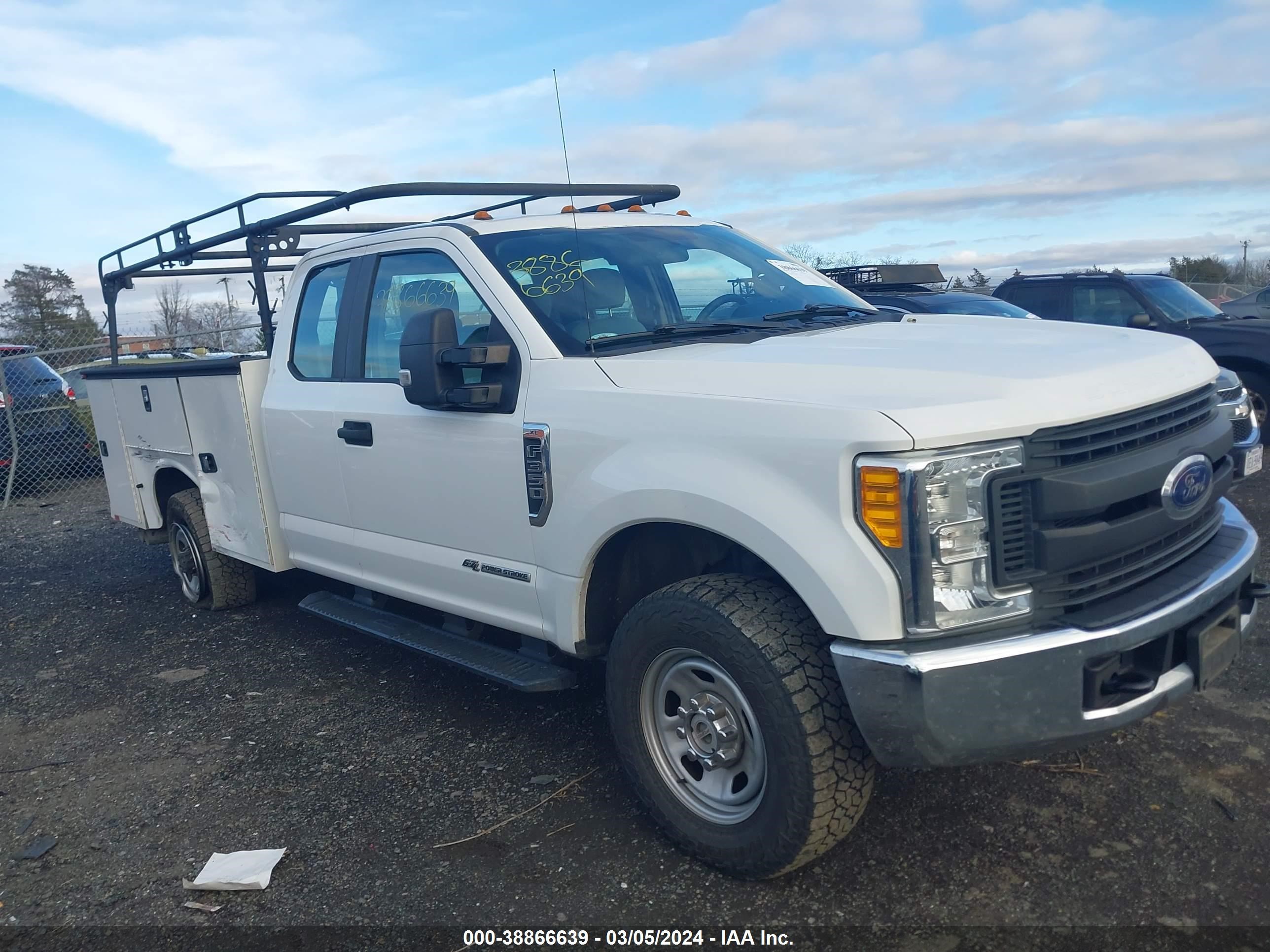 FORD NULL 2017 1fd8x3ft0hec11498