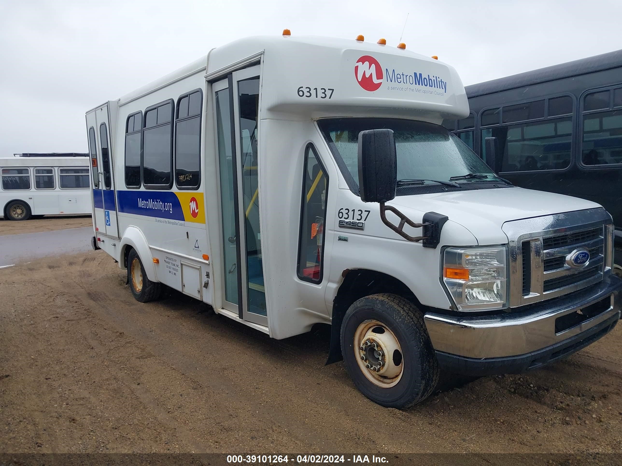 FORD ECONOLINE 2015 1fdee4flxfda23816