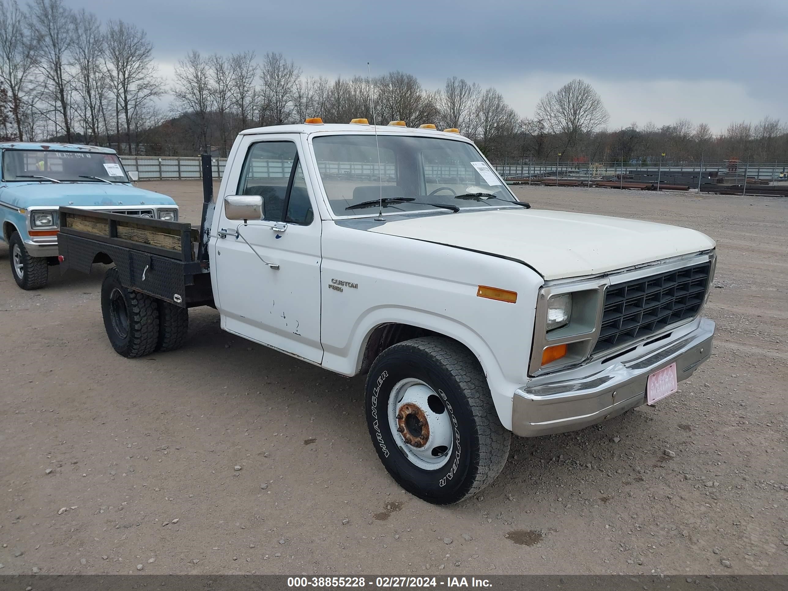 FORD F350 1981 1fdjf37g8bna85680