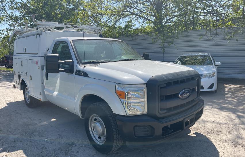 FORD F350 SUPER 2013 1fdrf3a65deb92322