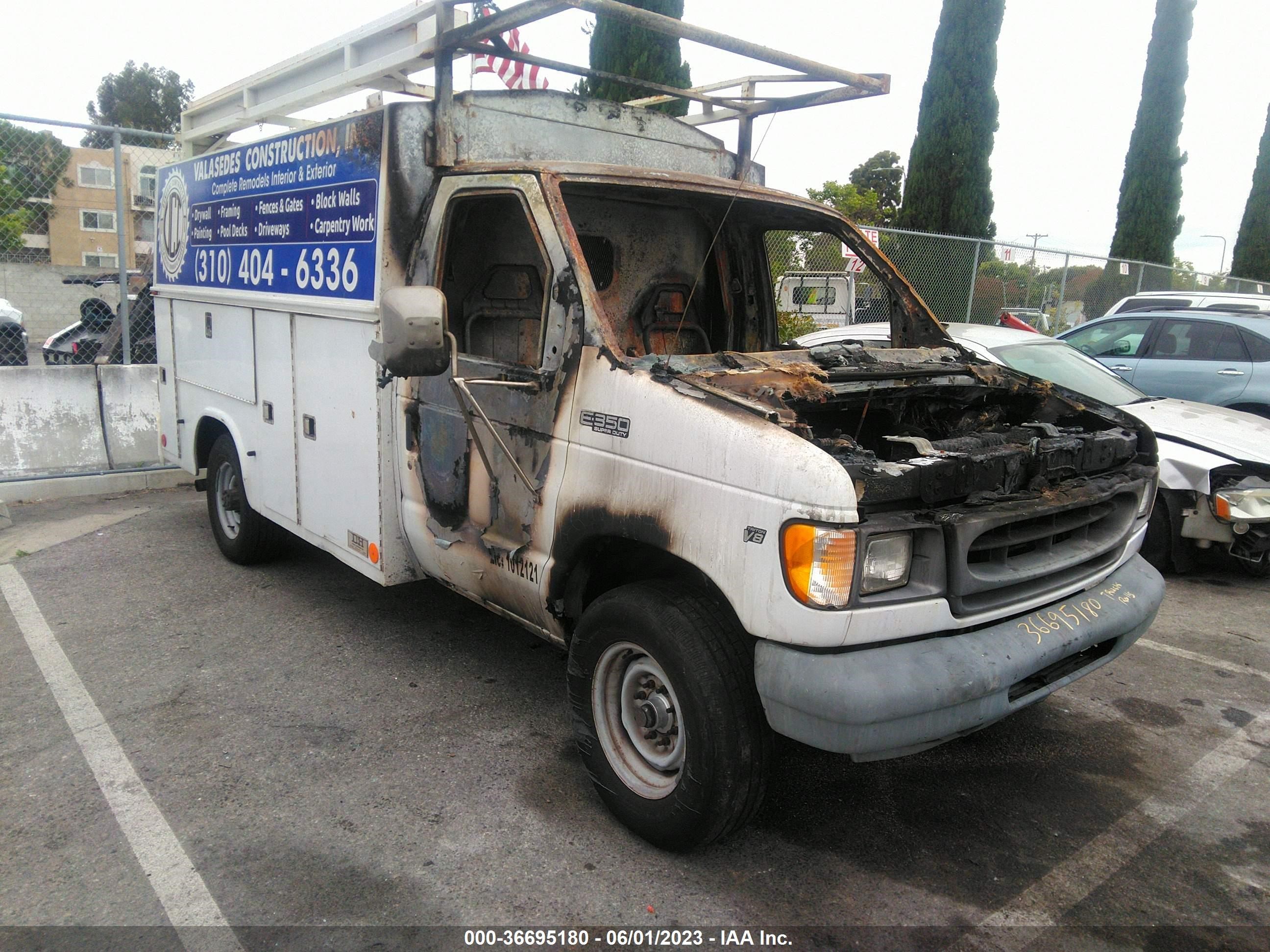 FORD ECONOLINE 2001 1fdse35l01ha58445