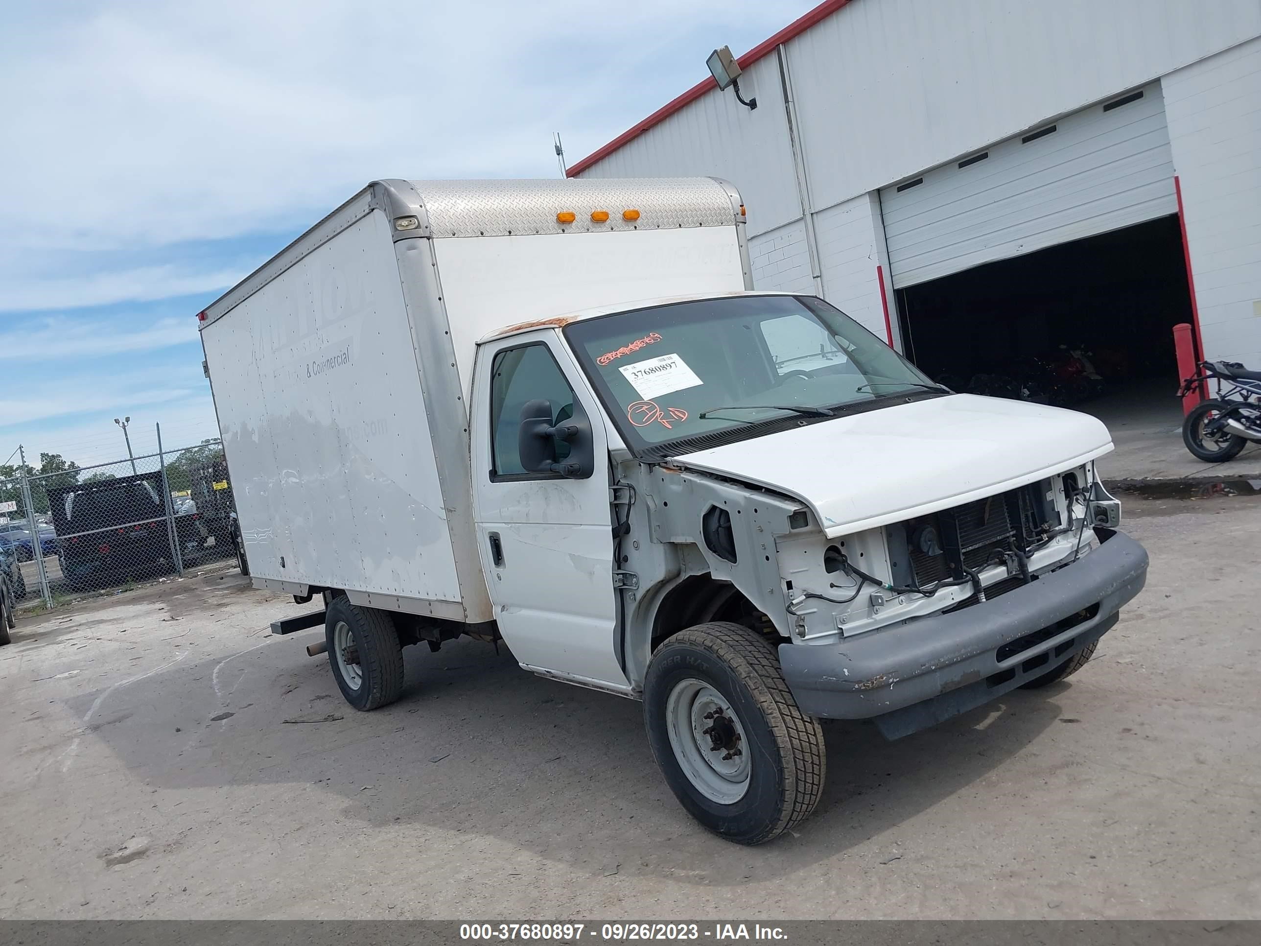 FORD ECONOLINE 2007 1fdse35l17da78042