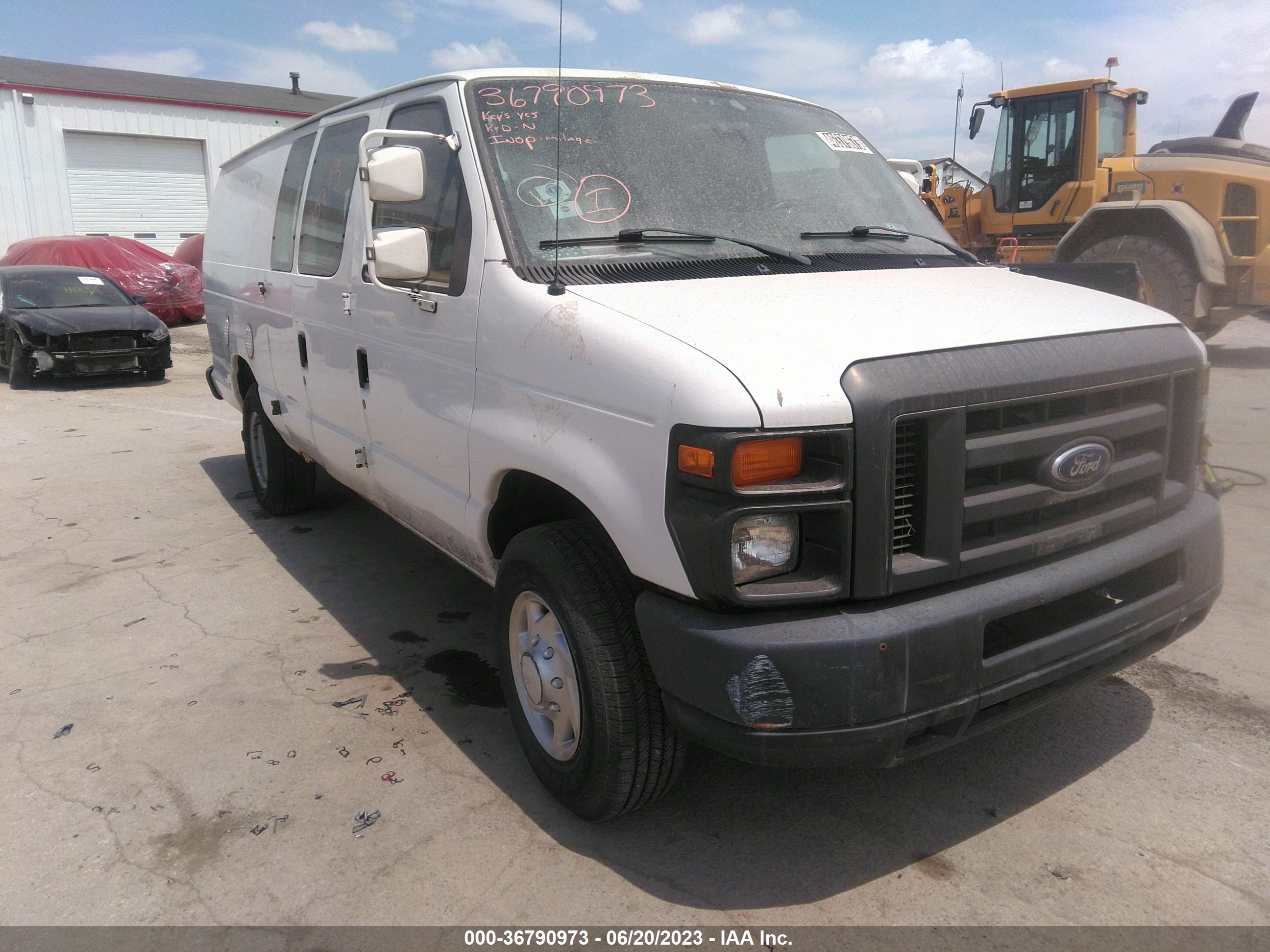 FORD ECONOLINE 2013 1fdss3el1dda15589