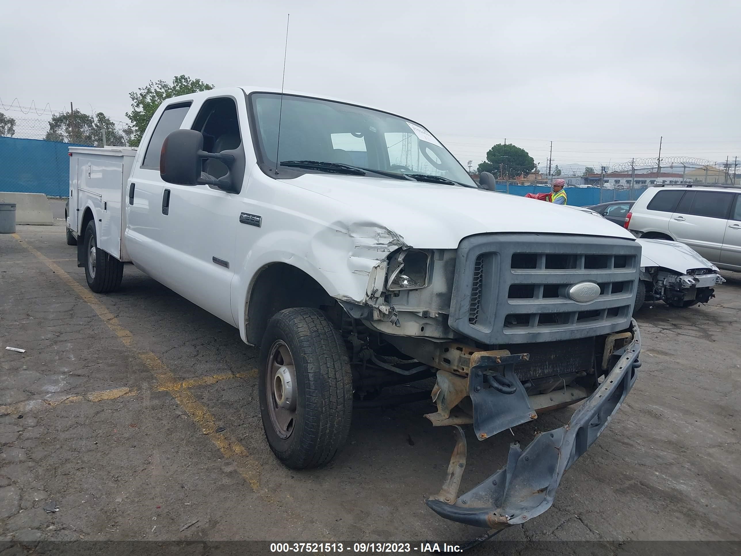 FORD F250 2005 1fdsw21p05ed02523