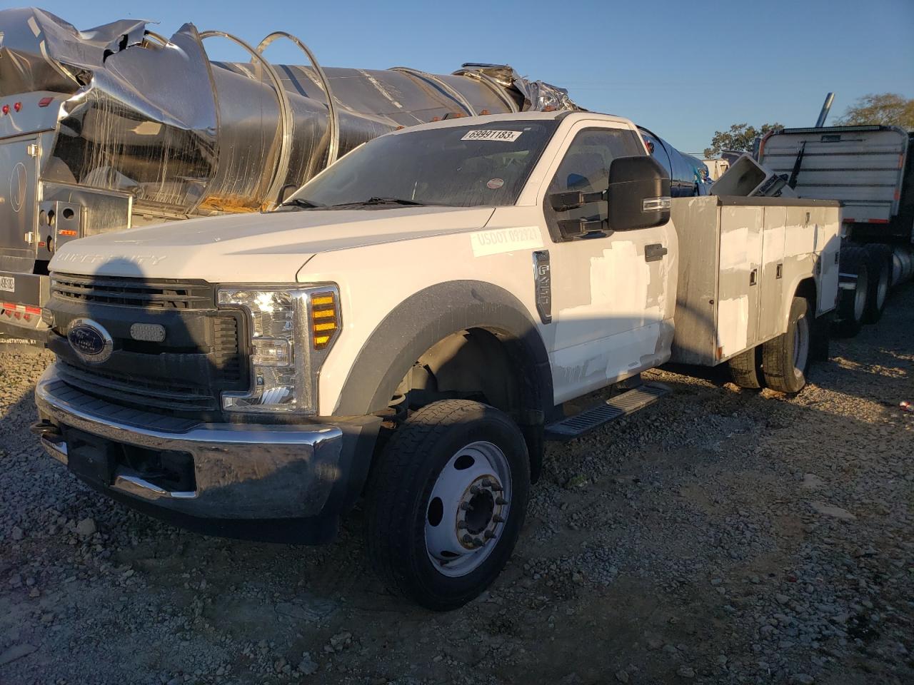 FORD F450 2018 1fdtf4gy1jec10024