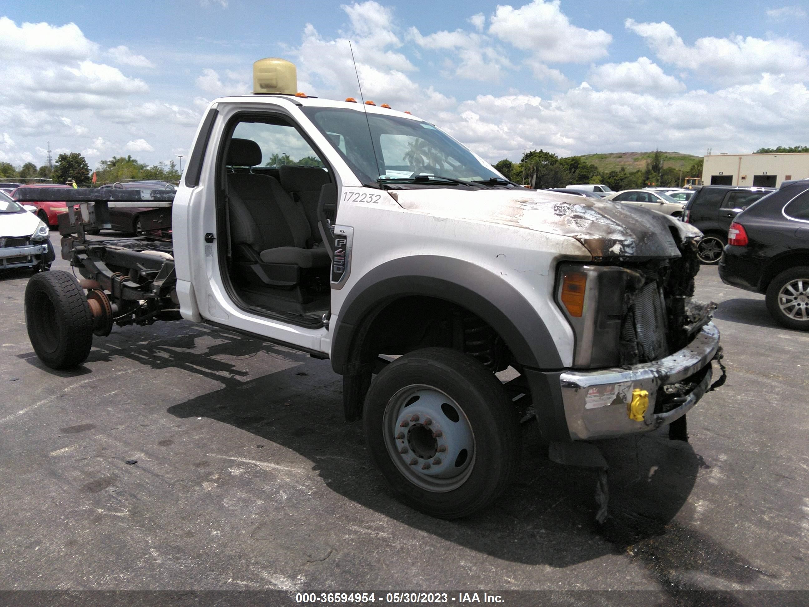 FORD NULL 2017 1fduf4gy1hed81368