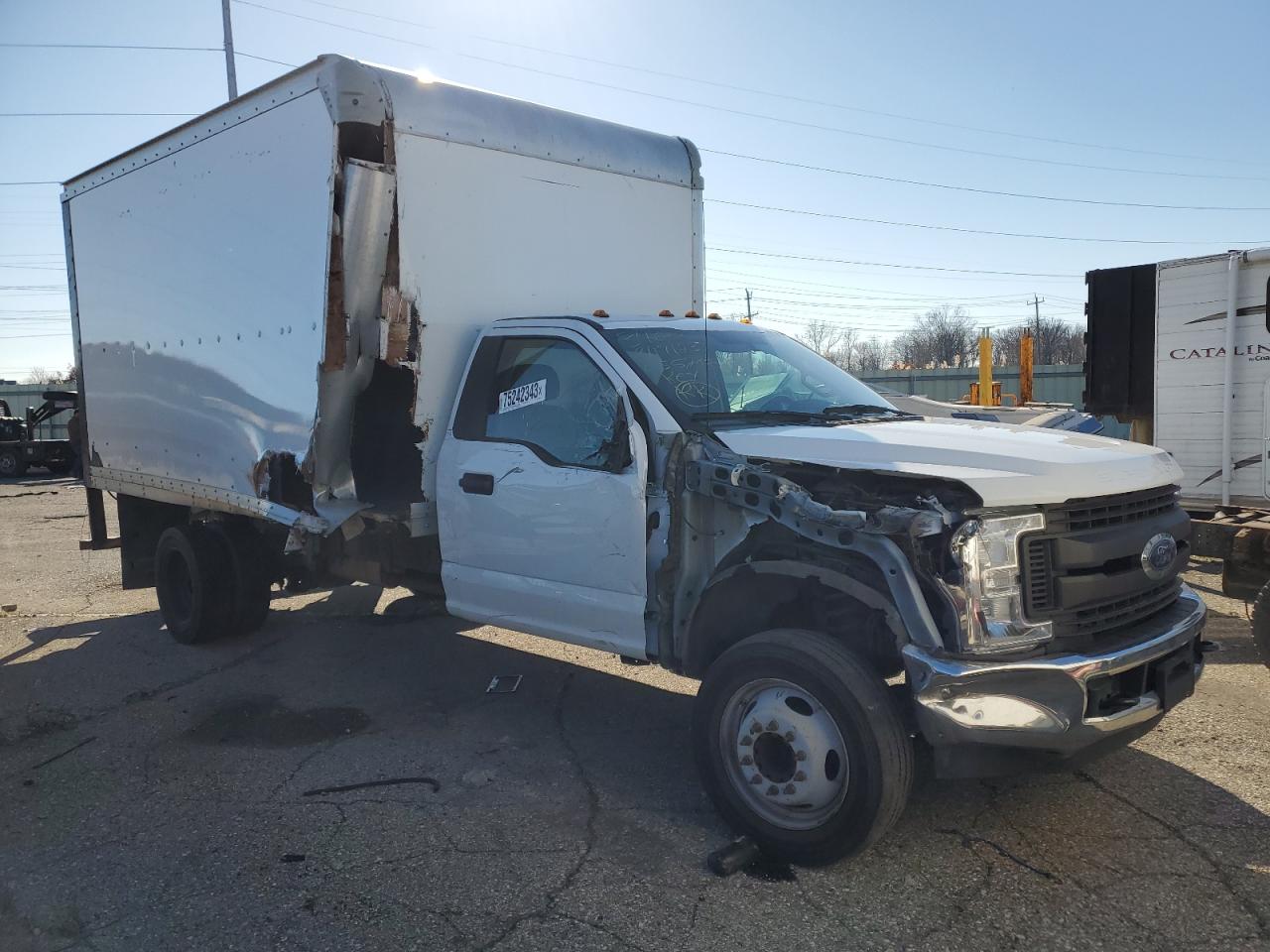 FORD F550 2018 1fduf5gy5jec55283