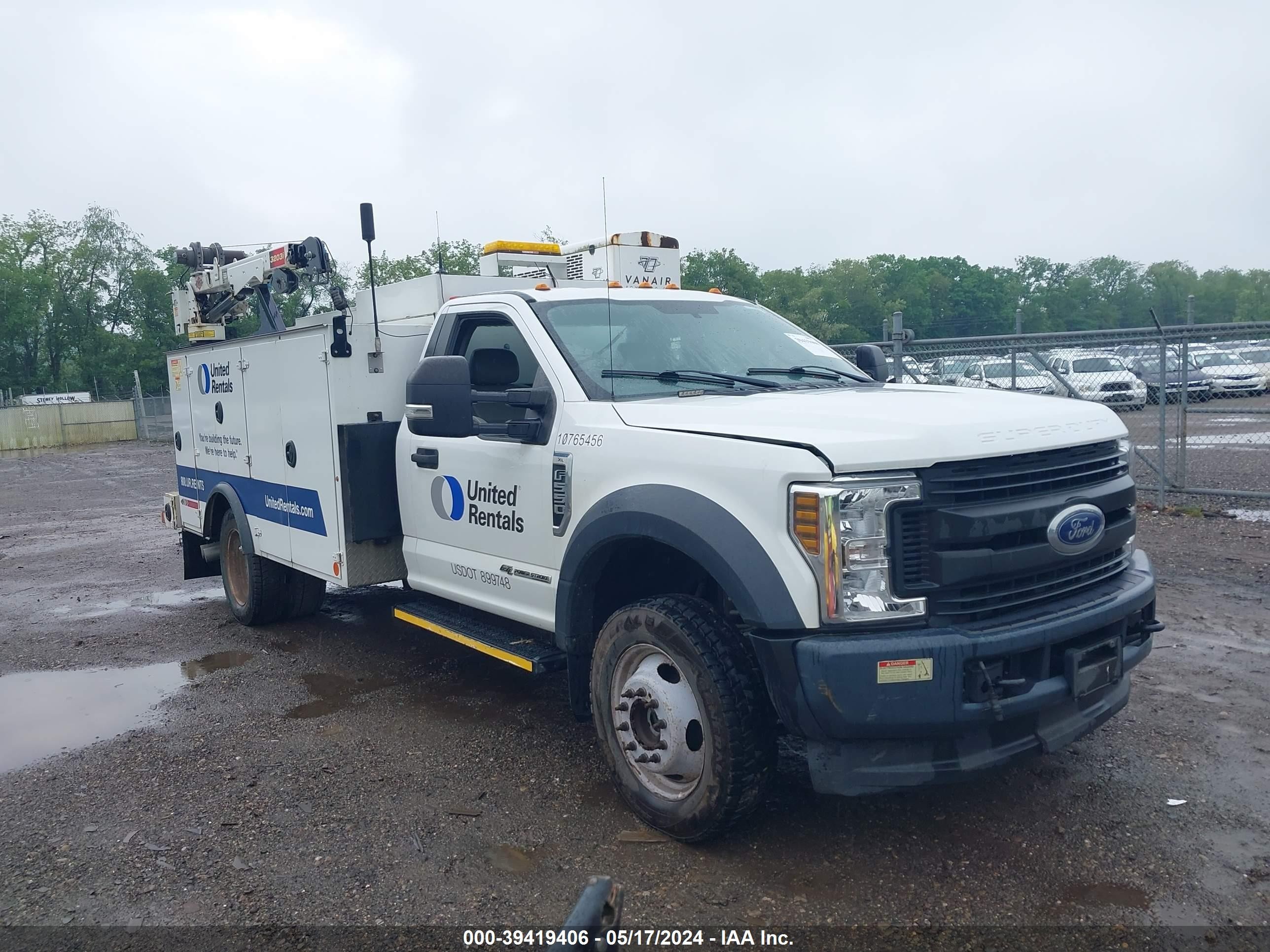 FORD F550 2018 1fduf5ht3jeb43438