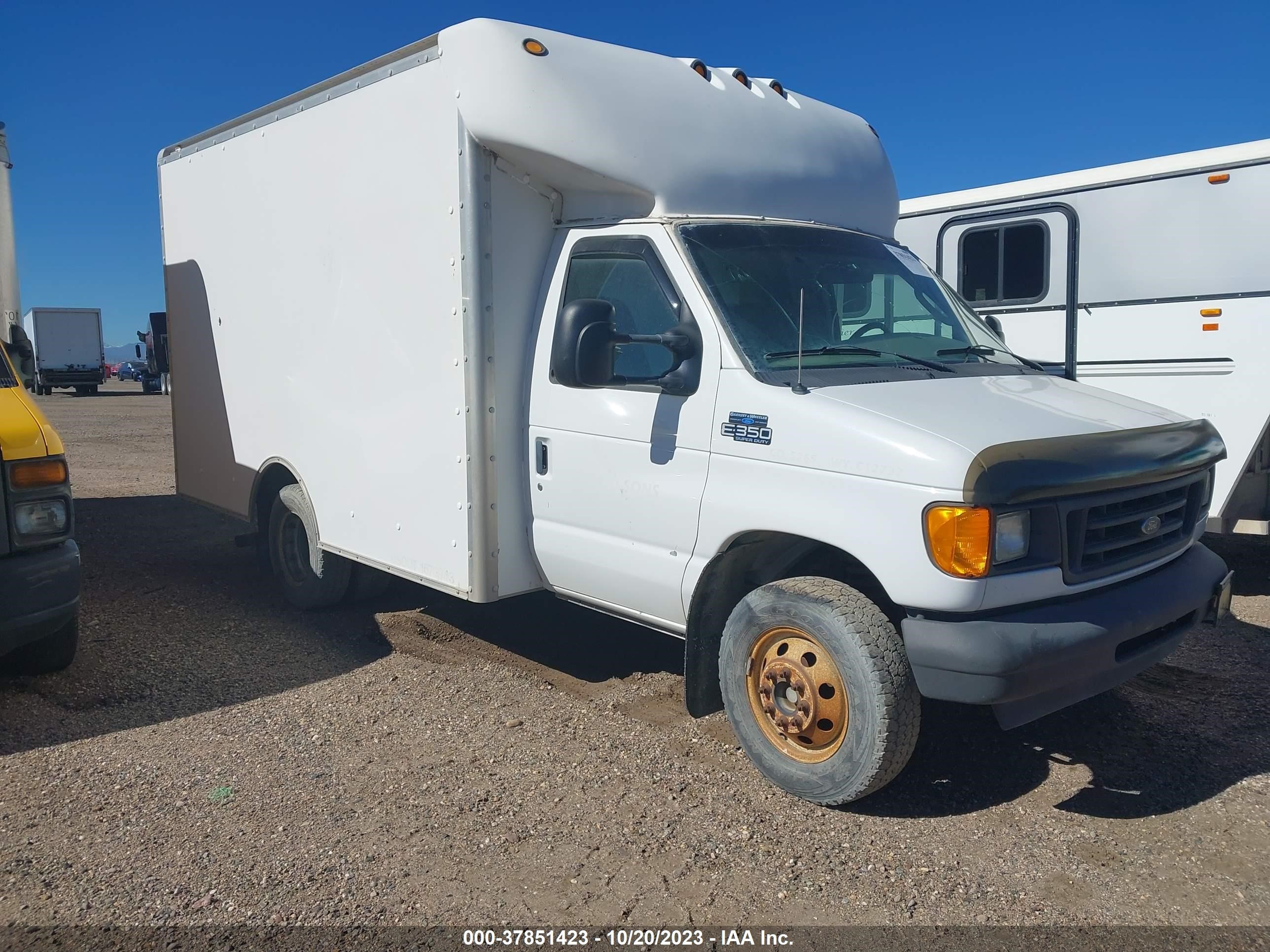 FORD ECONOLINE 2004 1fdwe35l14ha32636