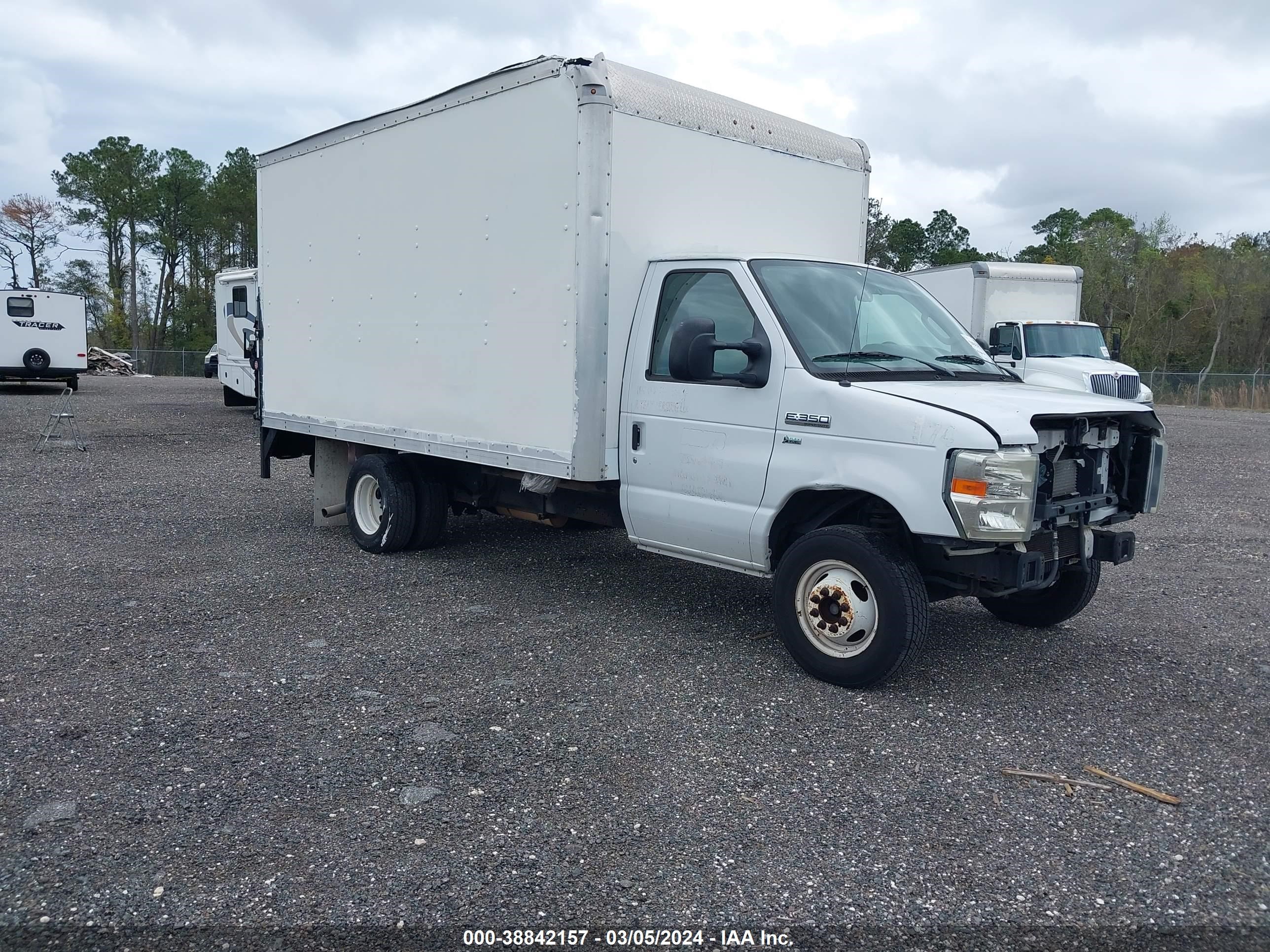 FORD ALL 2014 1fdwe3fl6eda11952