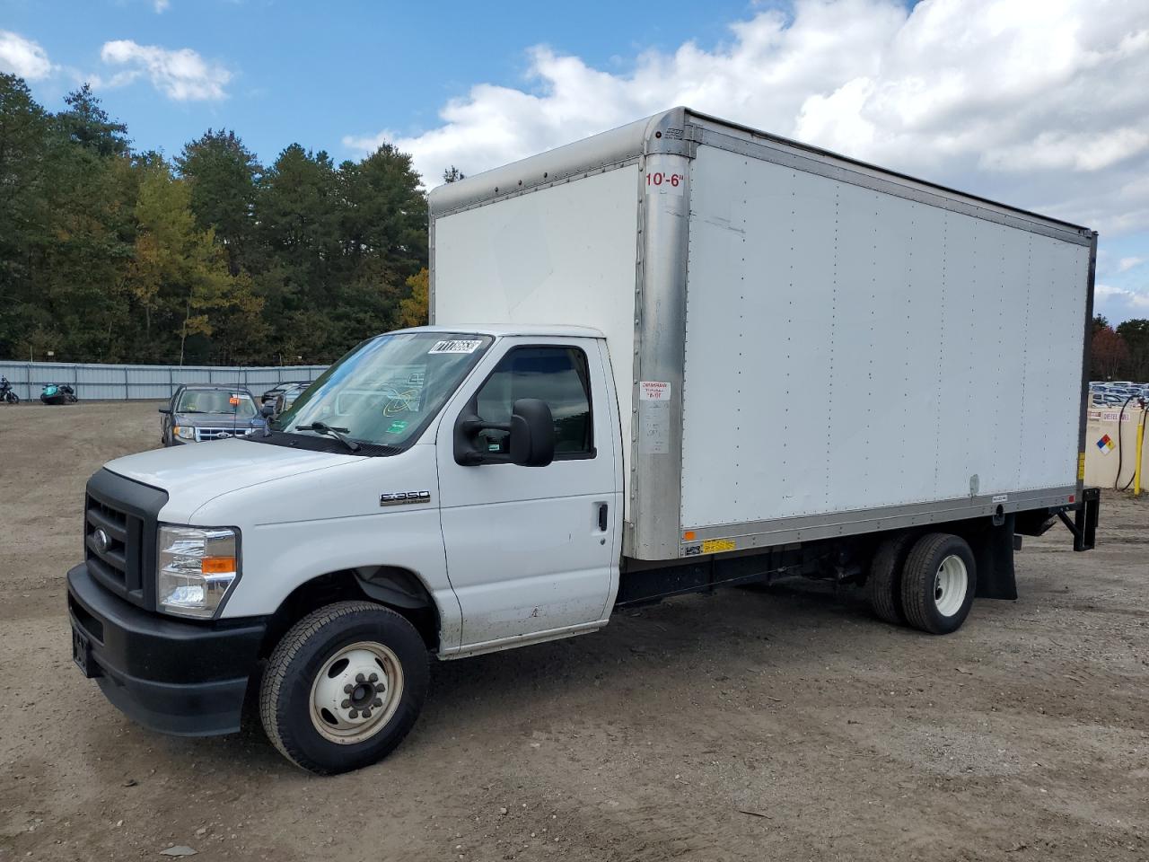 FORD ECONOLINE 2021 1fdwe3fn8mdc03969