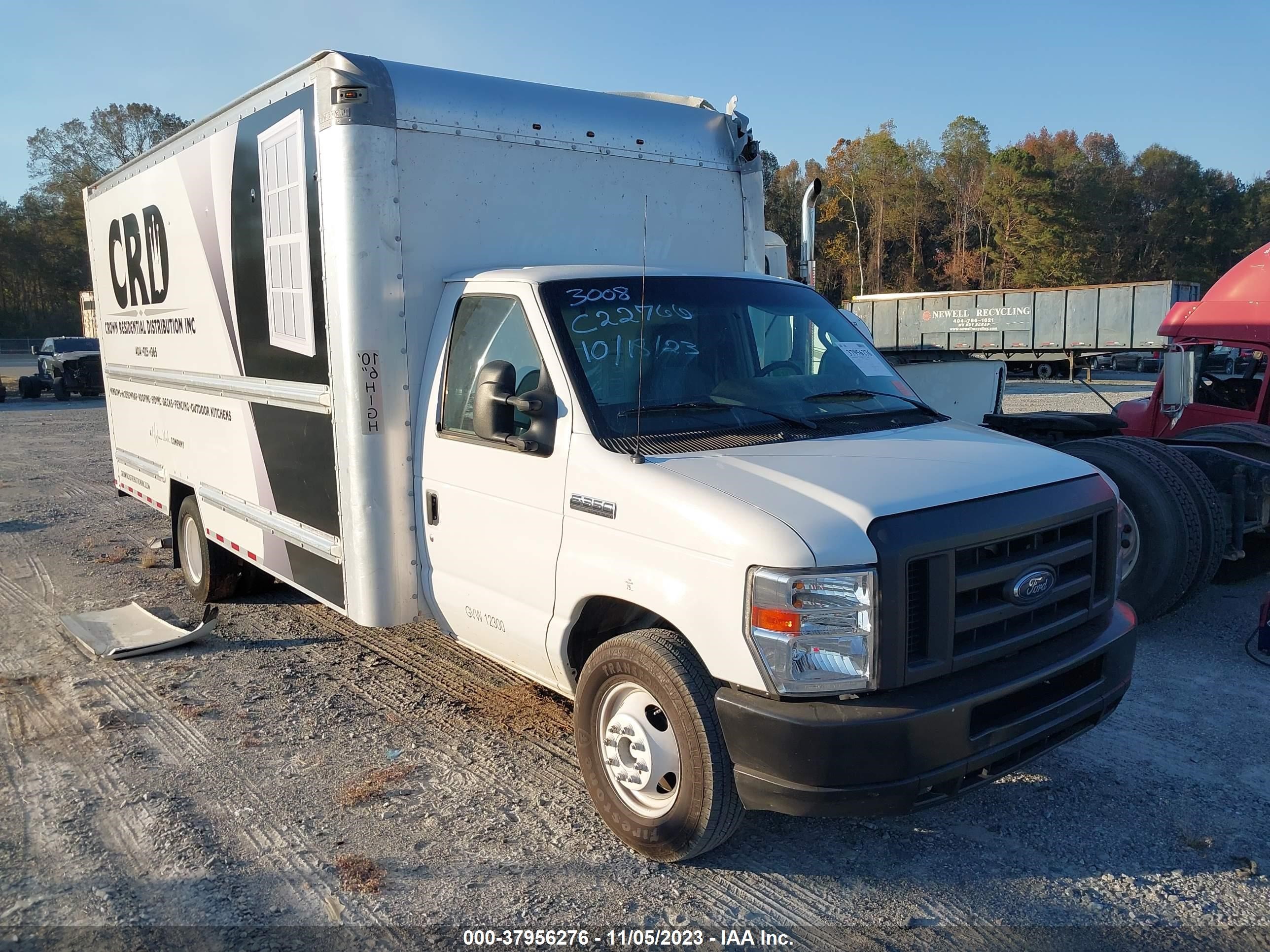 FORD ECONOLINE 2019 1fdwe3fs8kdc22766