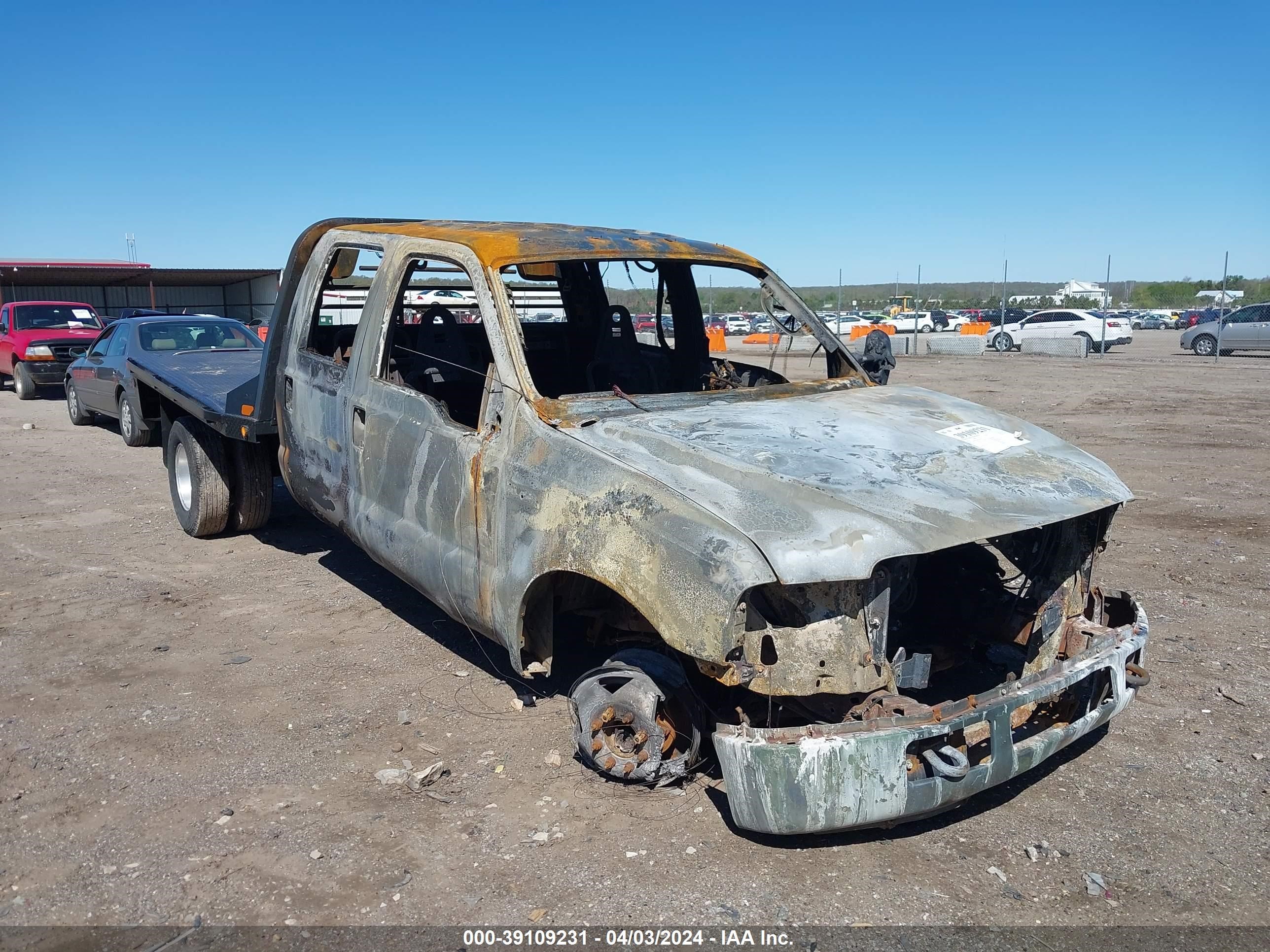 FORD F350 2004 1fdww37px4ec41548