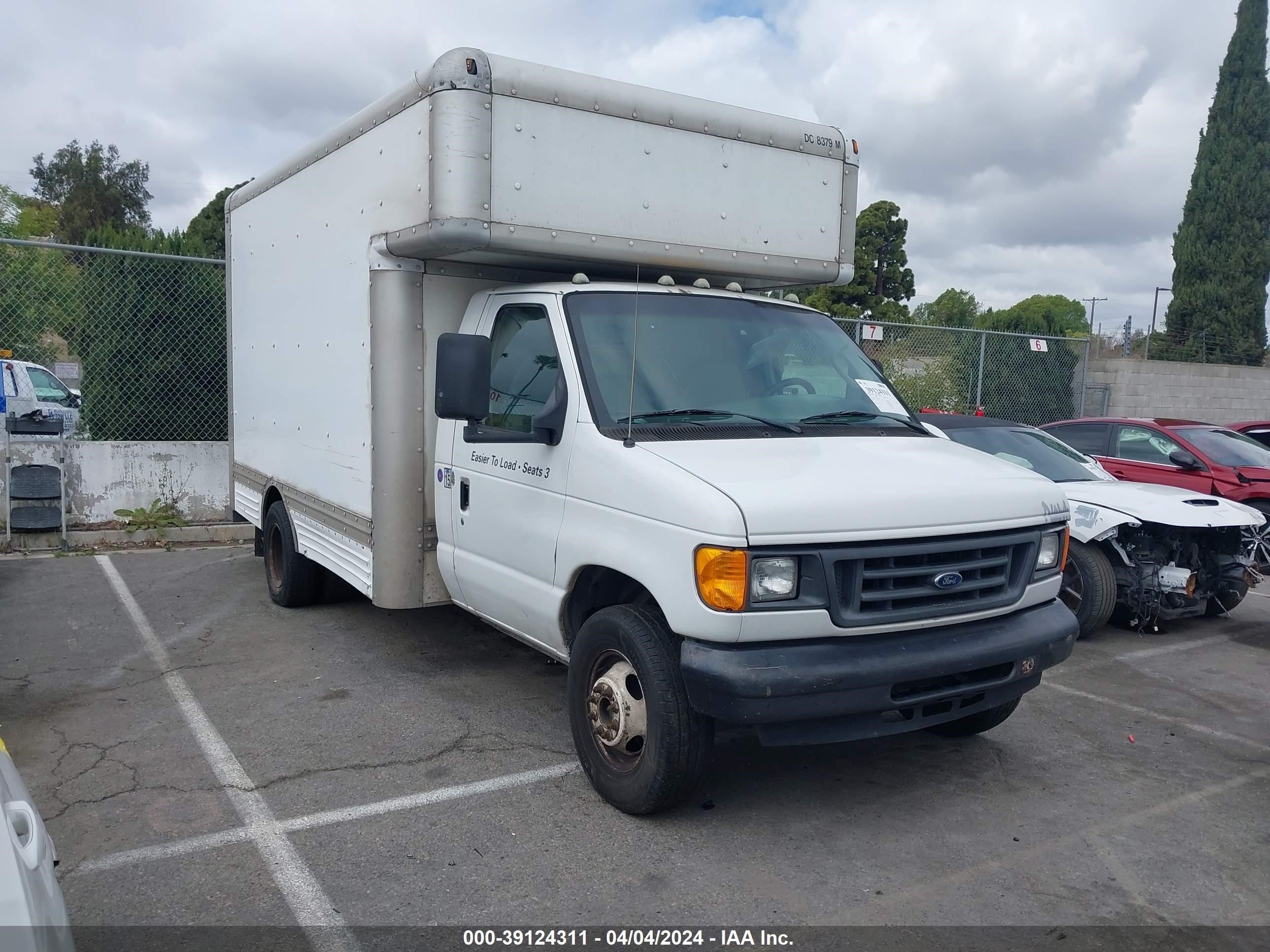 FORD ECONOLINE 2007 1fdxe45s37da14958