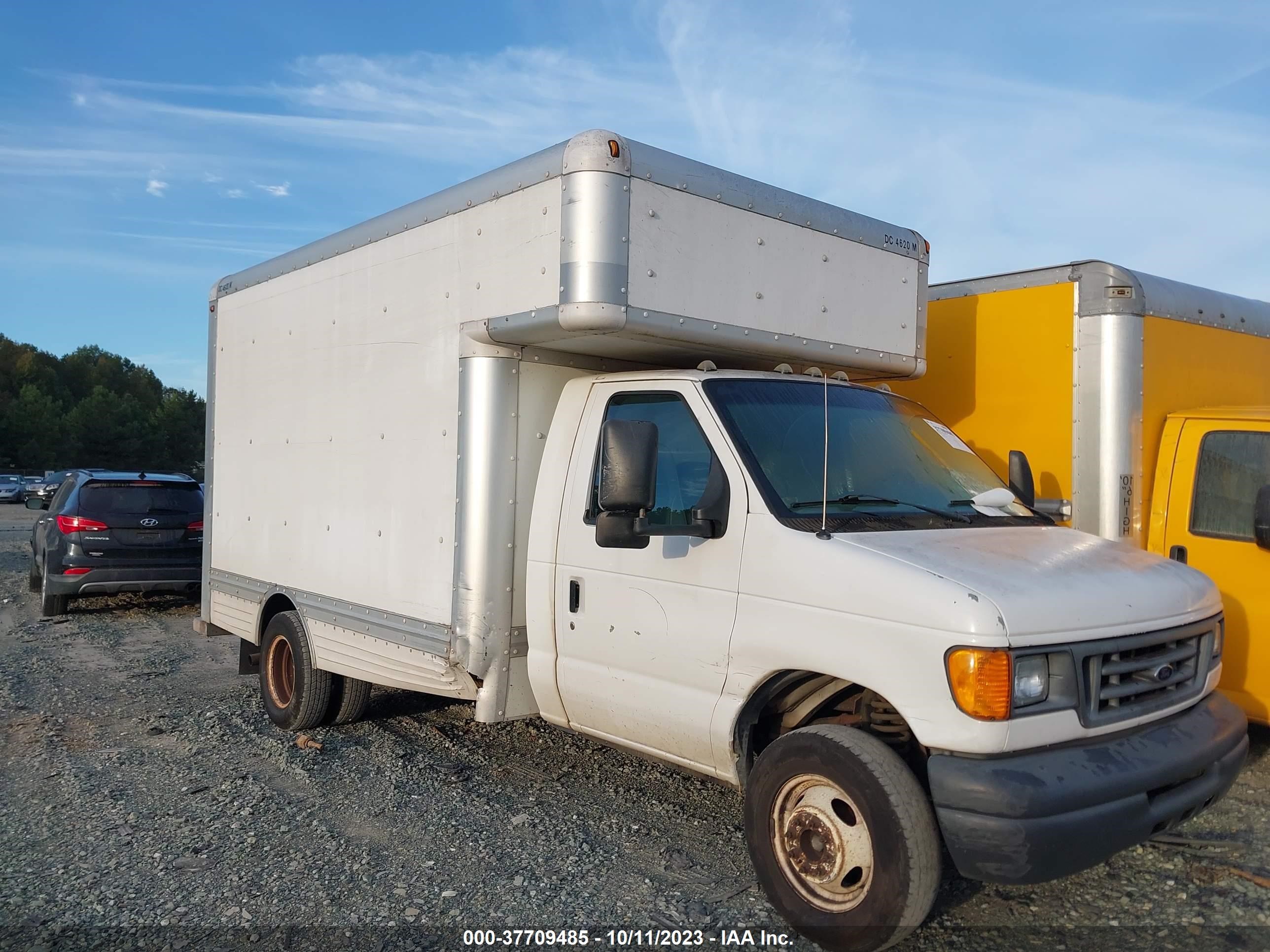 FORD ECONOLINE 2006 1fdxe45s46da63181