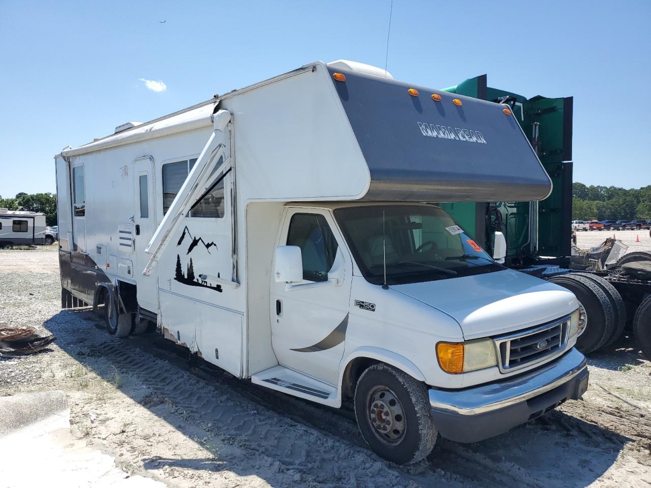 FORD ECONOLINE 2005 1fdxe45s55hb31981