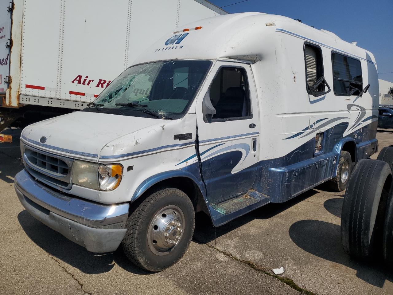 FORD ECONOLINE 2001 1fdxe45s81ha57644