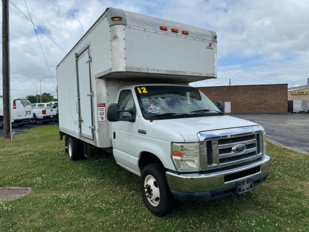 FORD ECONOLINE 2012 1fdxe4fs4cda70609