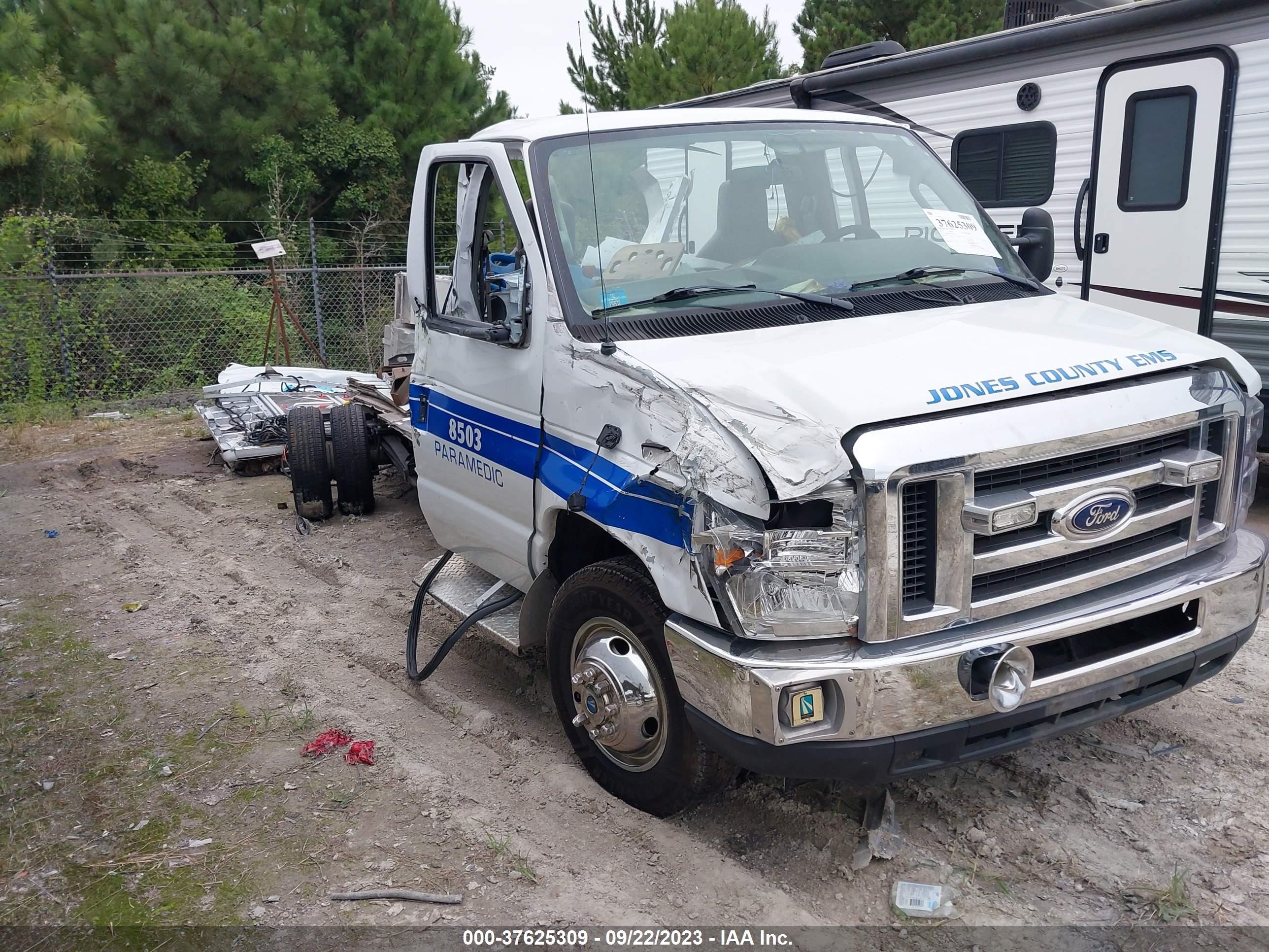 FORD ECONOLINE 2015 1fdxe4fs4fda05179