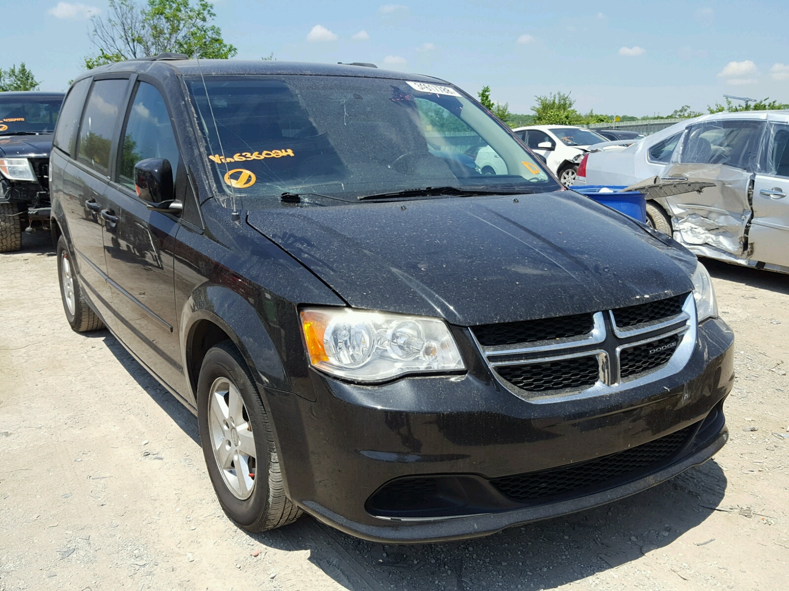 DODGE CARAVAN 2011 1fm5k7b88dga44350