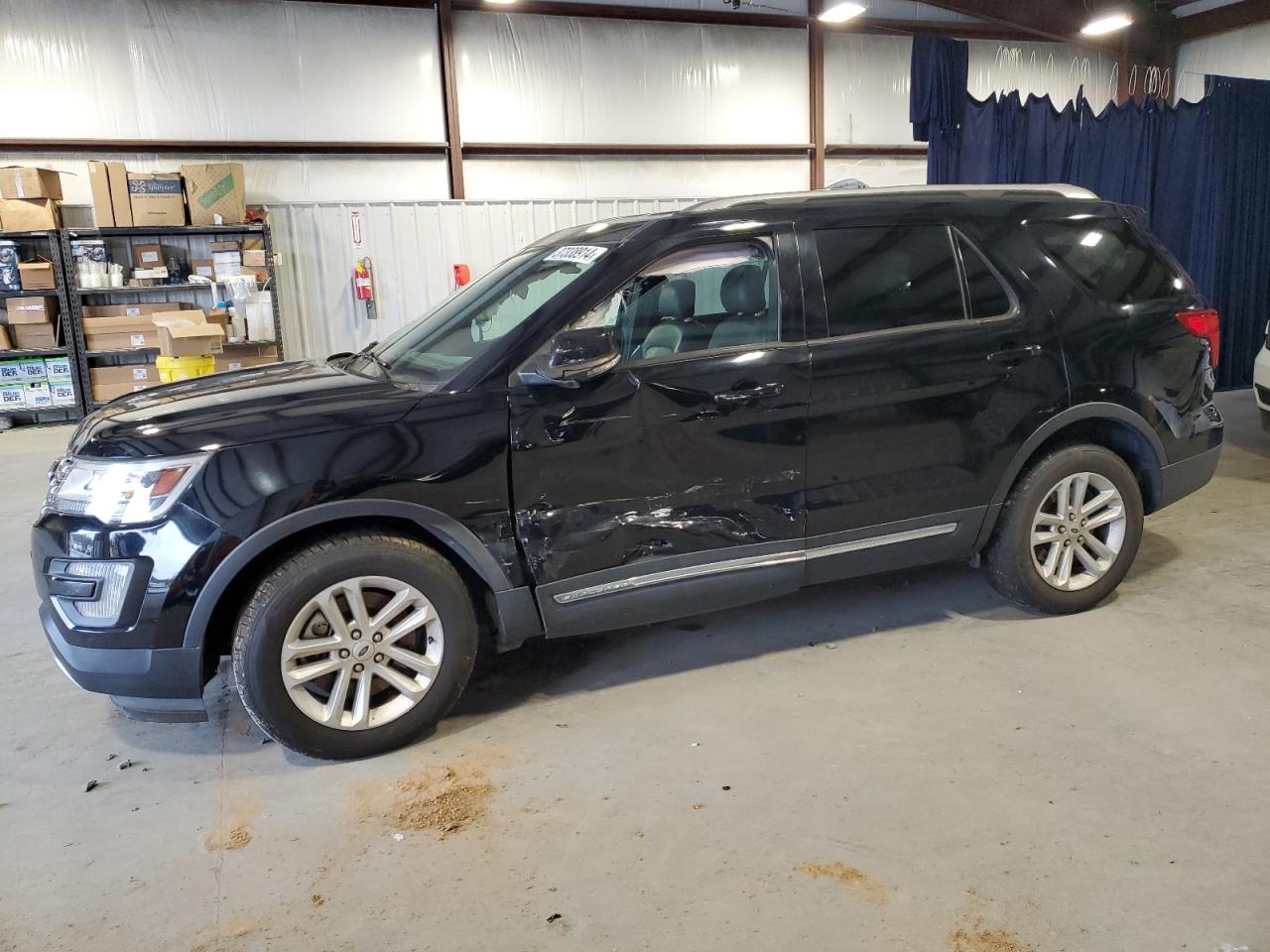 FORD EXPLORER 2017 1fm5k7d85hge18500