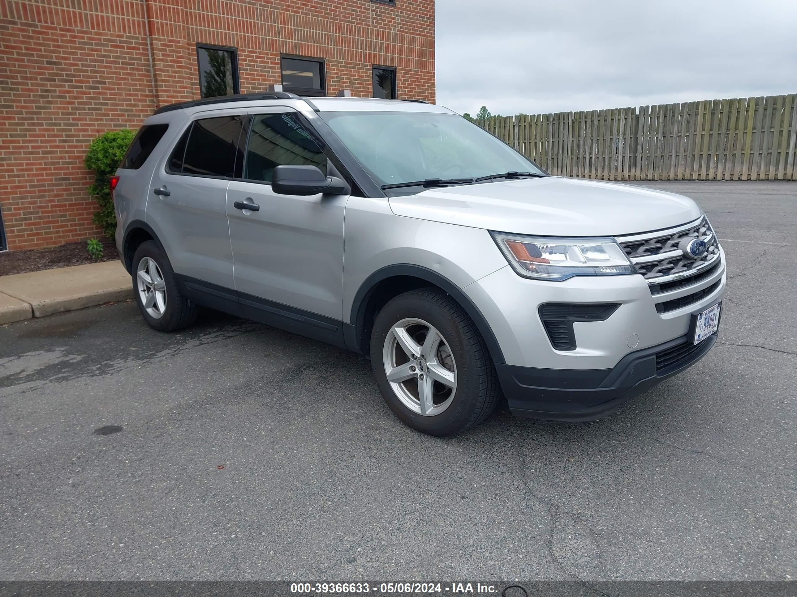 FORD EXPLORER 2018 1fm5k8b81jga59659