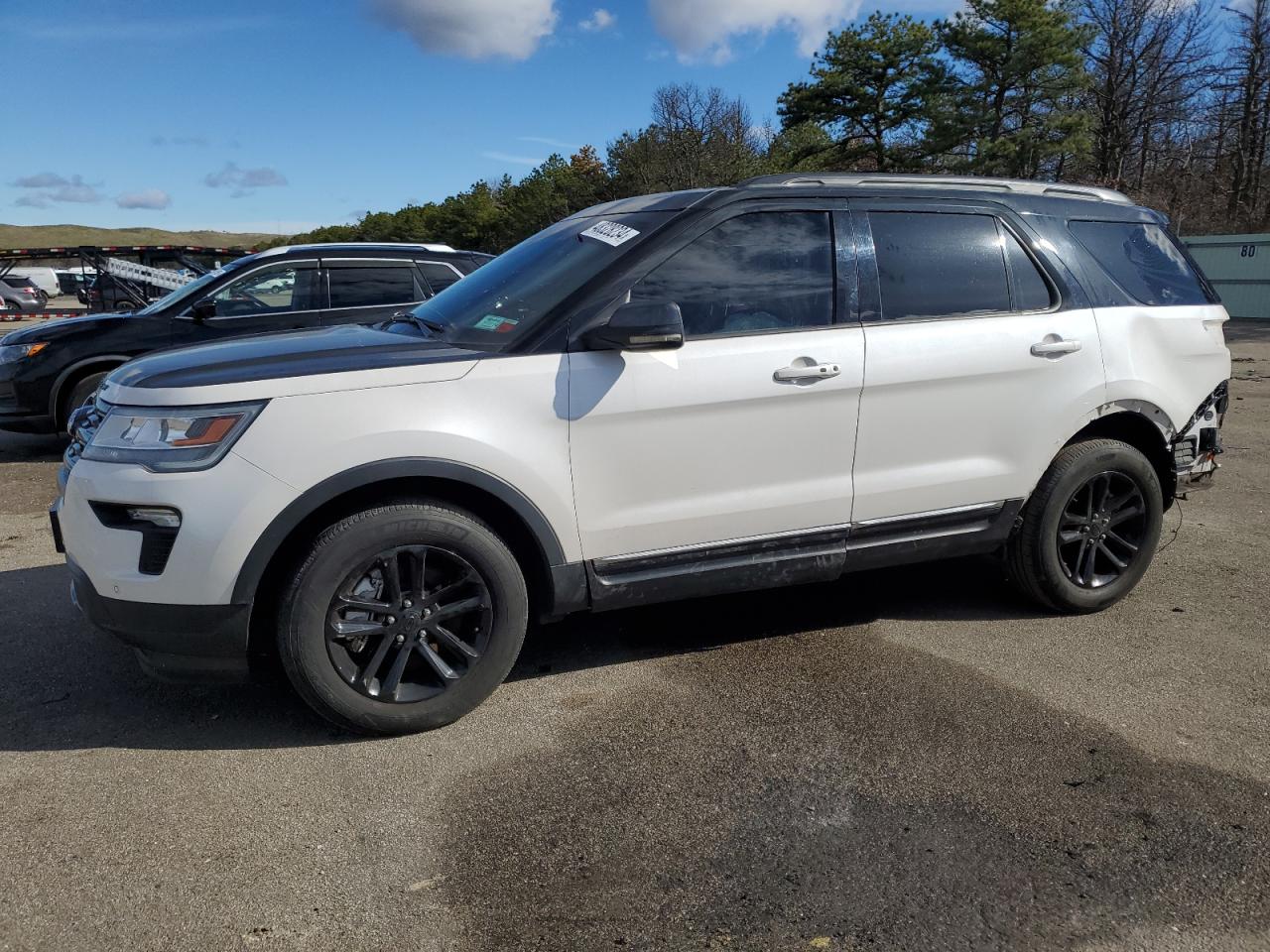 FORD EXPLORER 2018 1fm5k8d89jgc21325