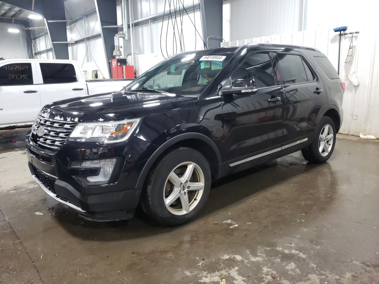 FORD EXPLORER 2017 1fm5k8dh6hgb06692