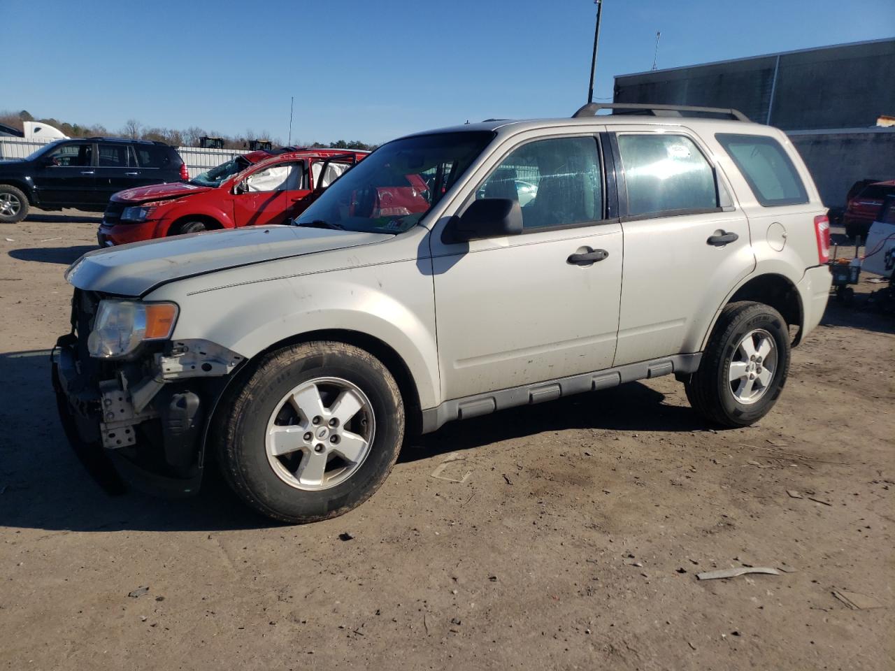 FORD ESCAPE 2009 1fmcu027x9ka43480