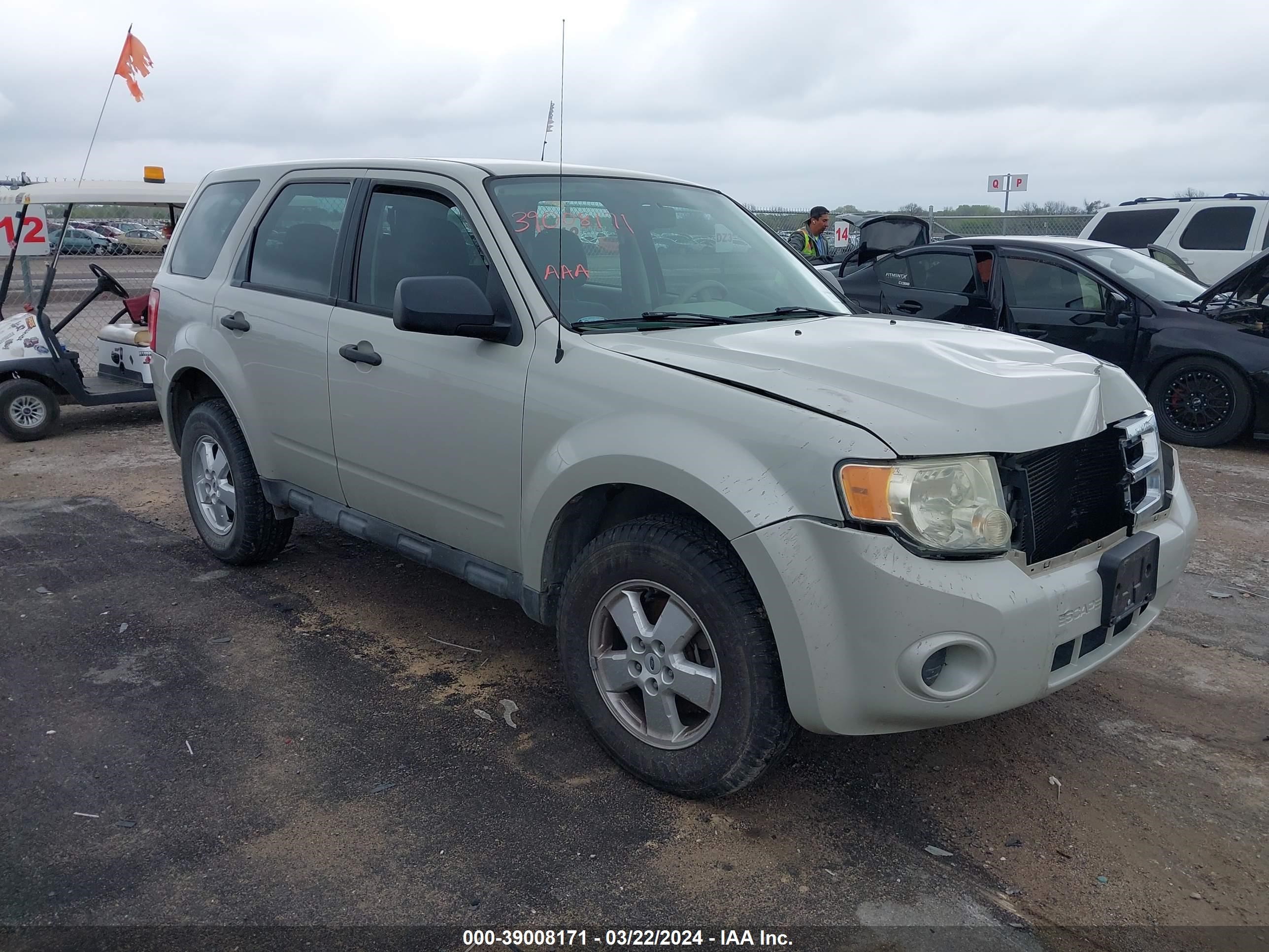 FORD ESCAPE 2009 1fmcu027x9kb55504