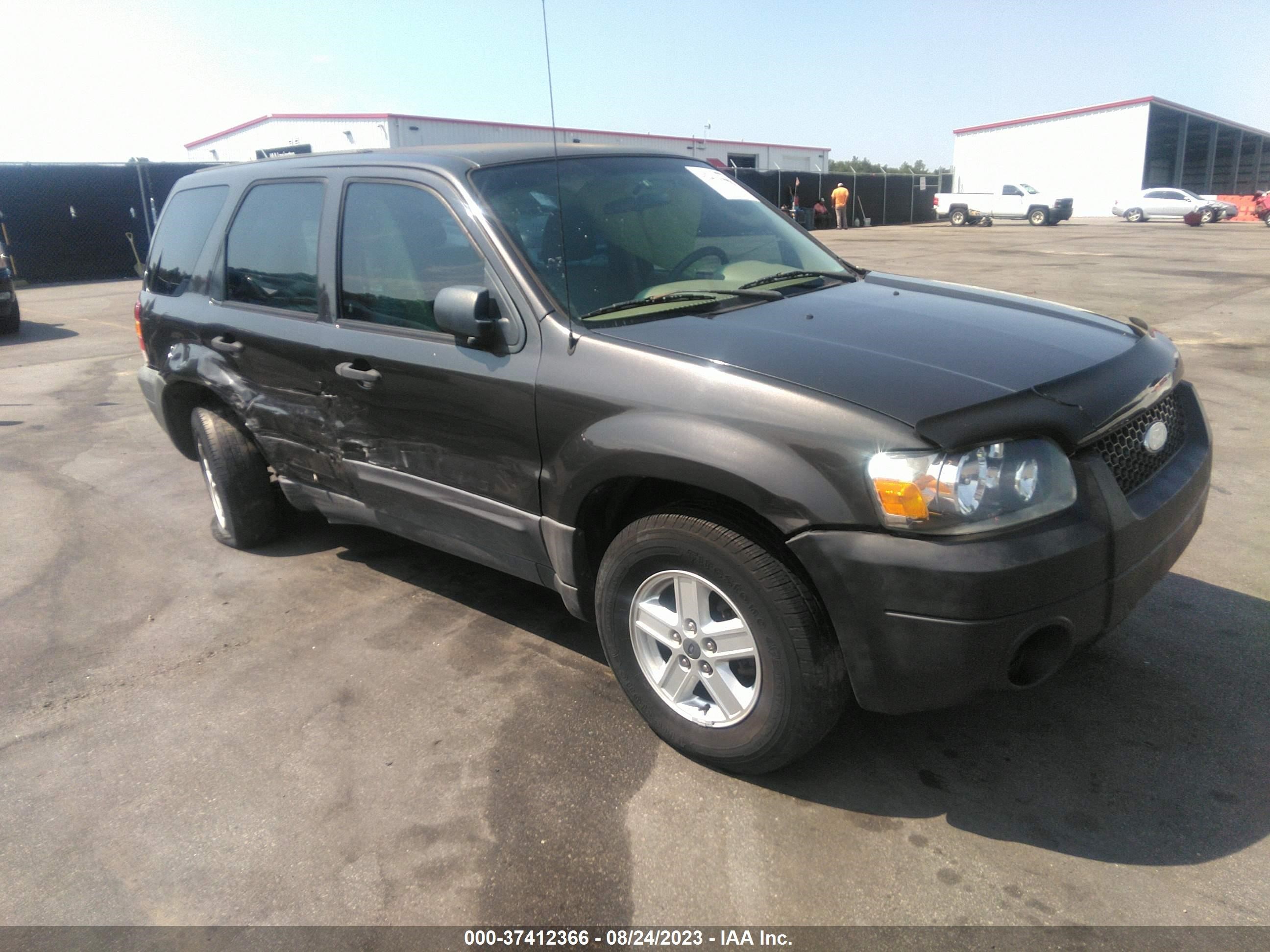 FORD ESCAPE 2007 1fmcu02z57kb86867