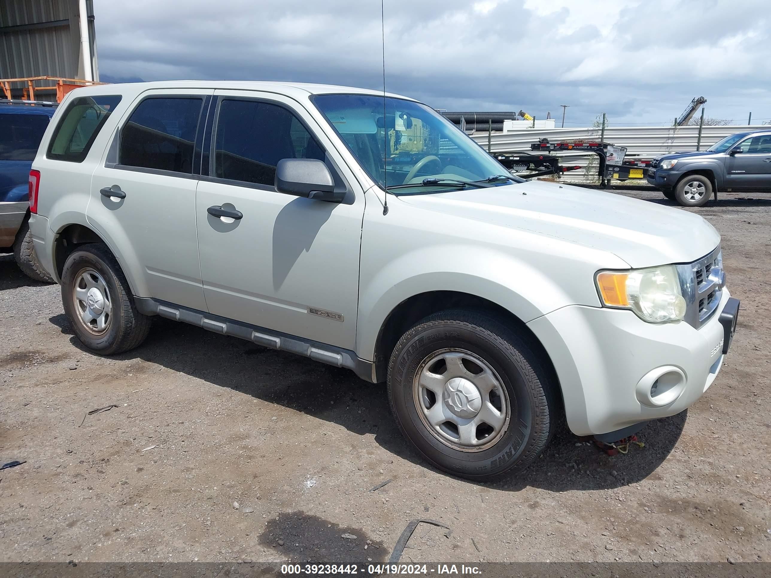 FORD ESCAPE 2008 1fmcu02z68ke10908