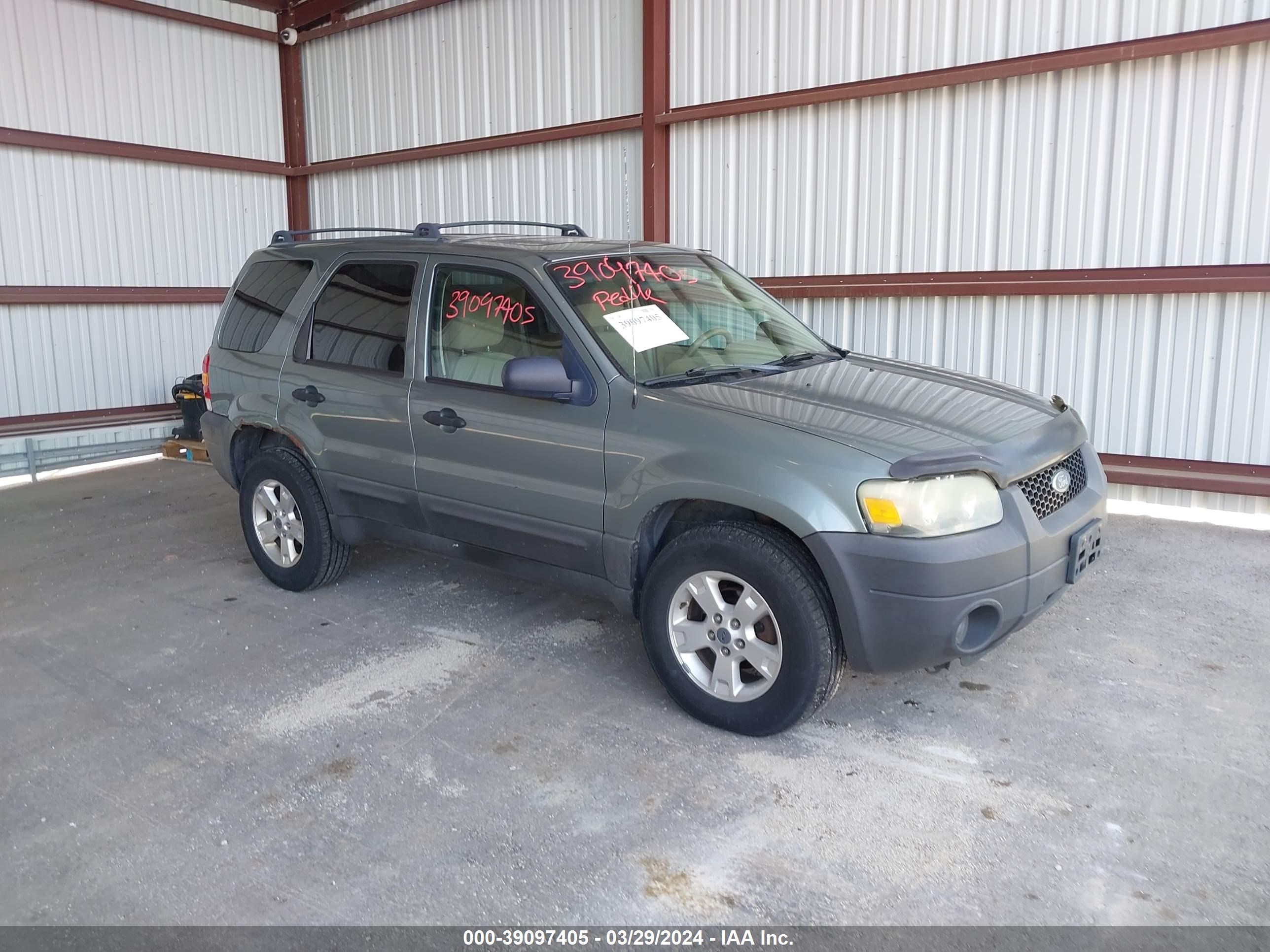 FORD ESCAPE 2005 1fmcu03165kd76666