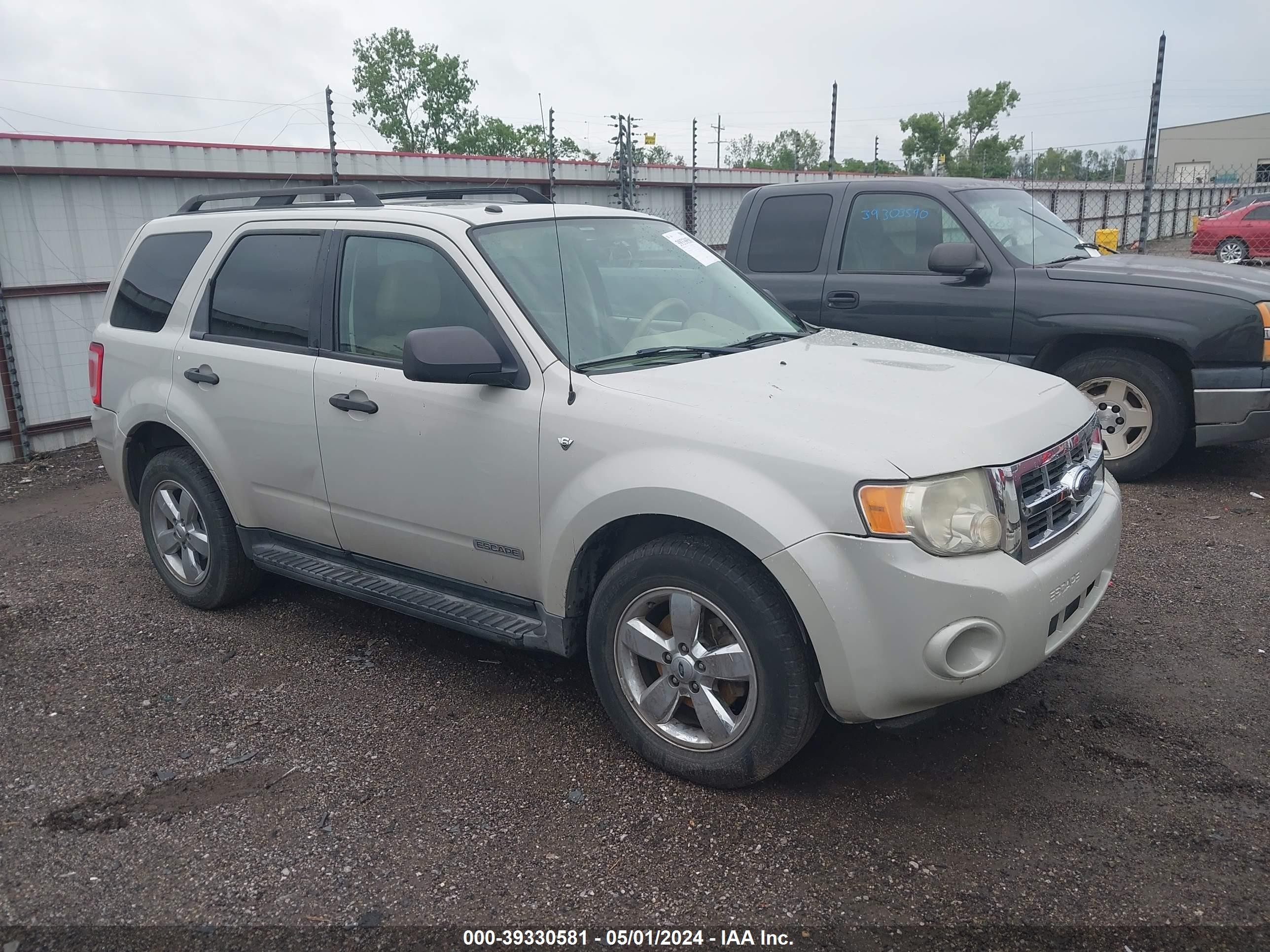 FORD ESCAPE 2008 1fmcu03188kc45453