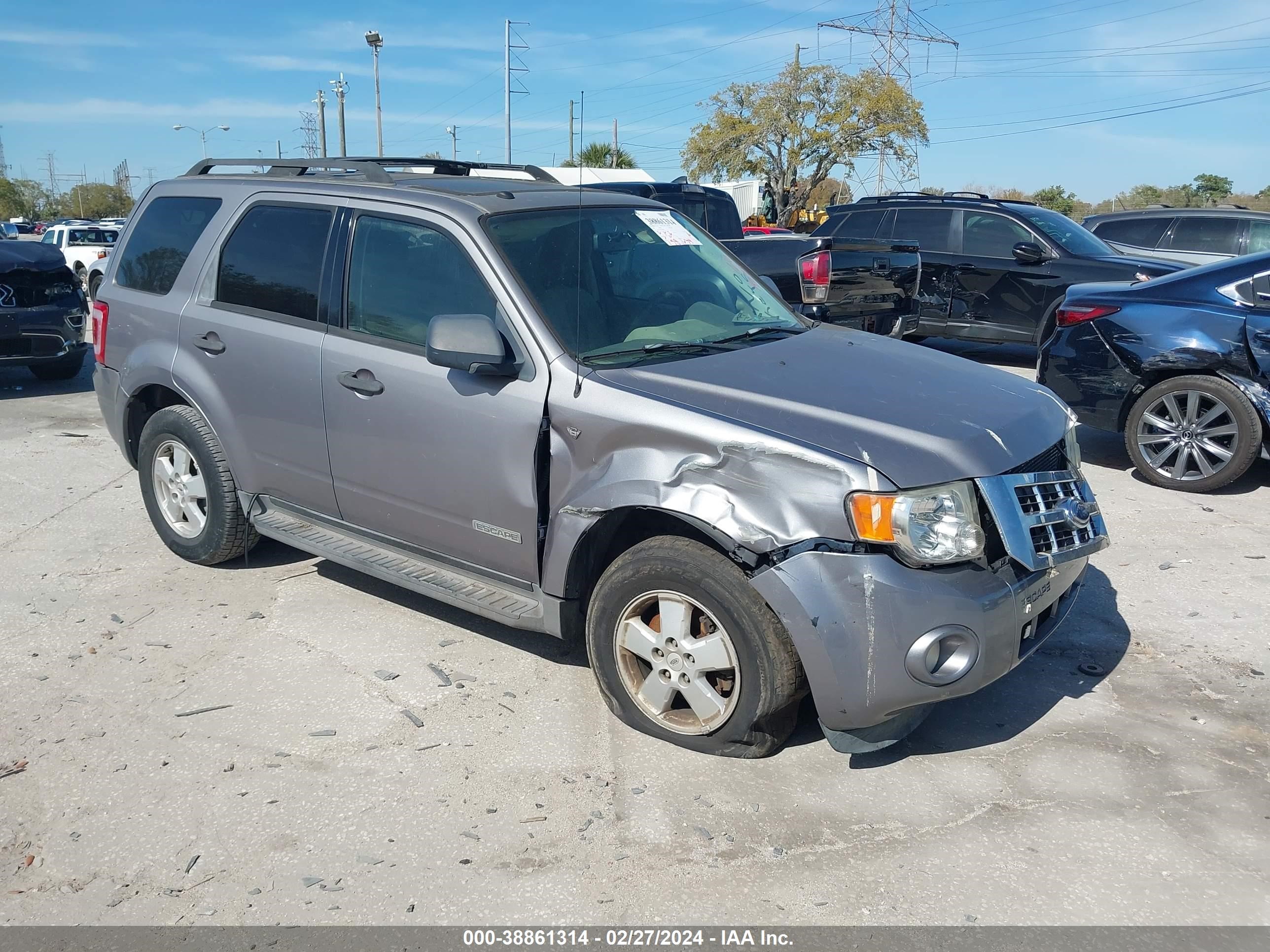 FORD ESCAPE 2008 1fmcu03188kd08499