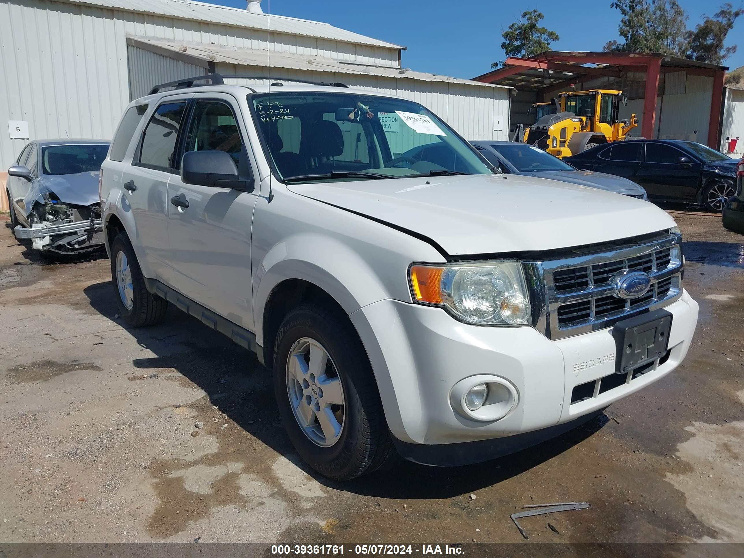 FORD ESCAPE 2009 1fmcu03729ka60062