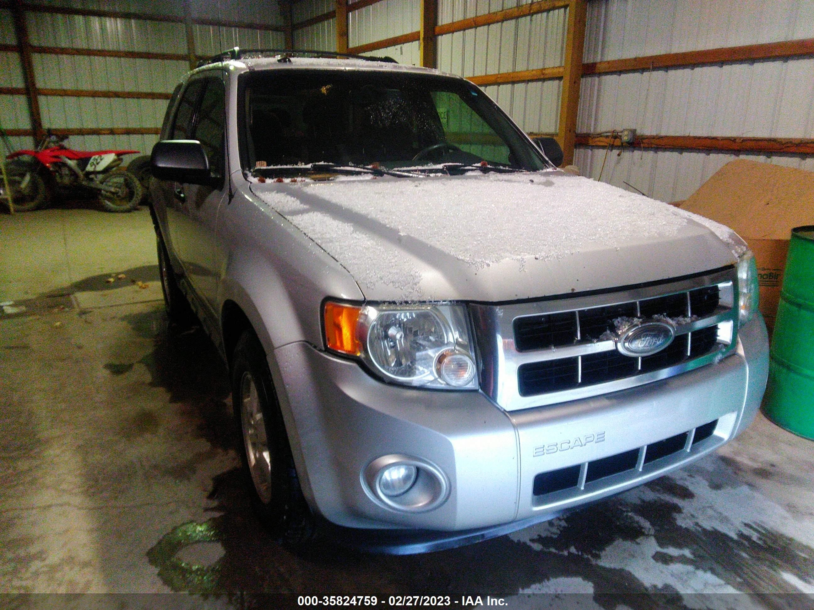 FORD ESCAPE 2009 1fmcu03729kc04631