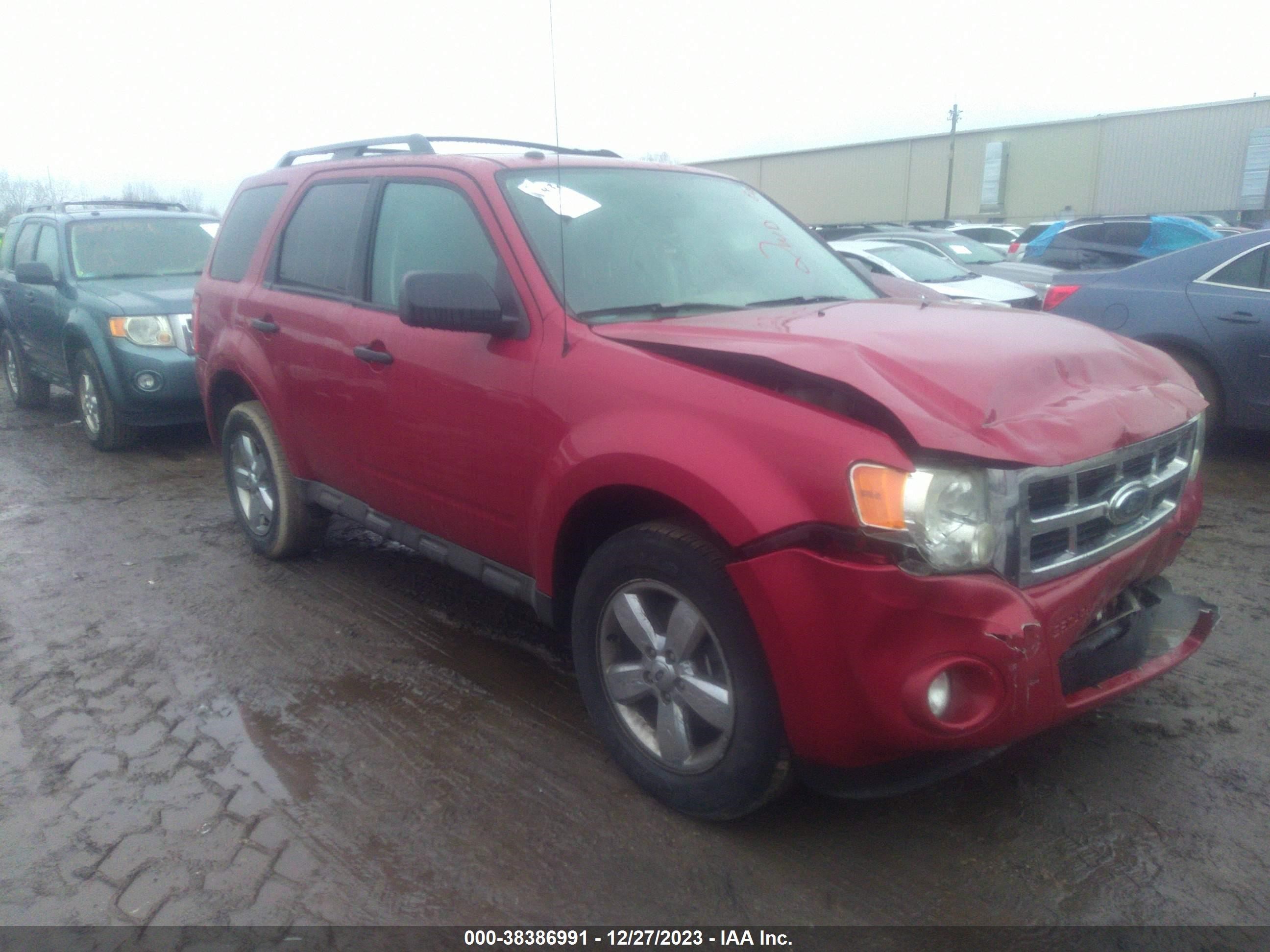 FORD ESCAPE 2009 1fmcu03739kb71414