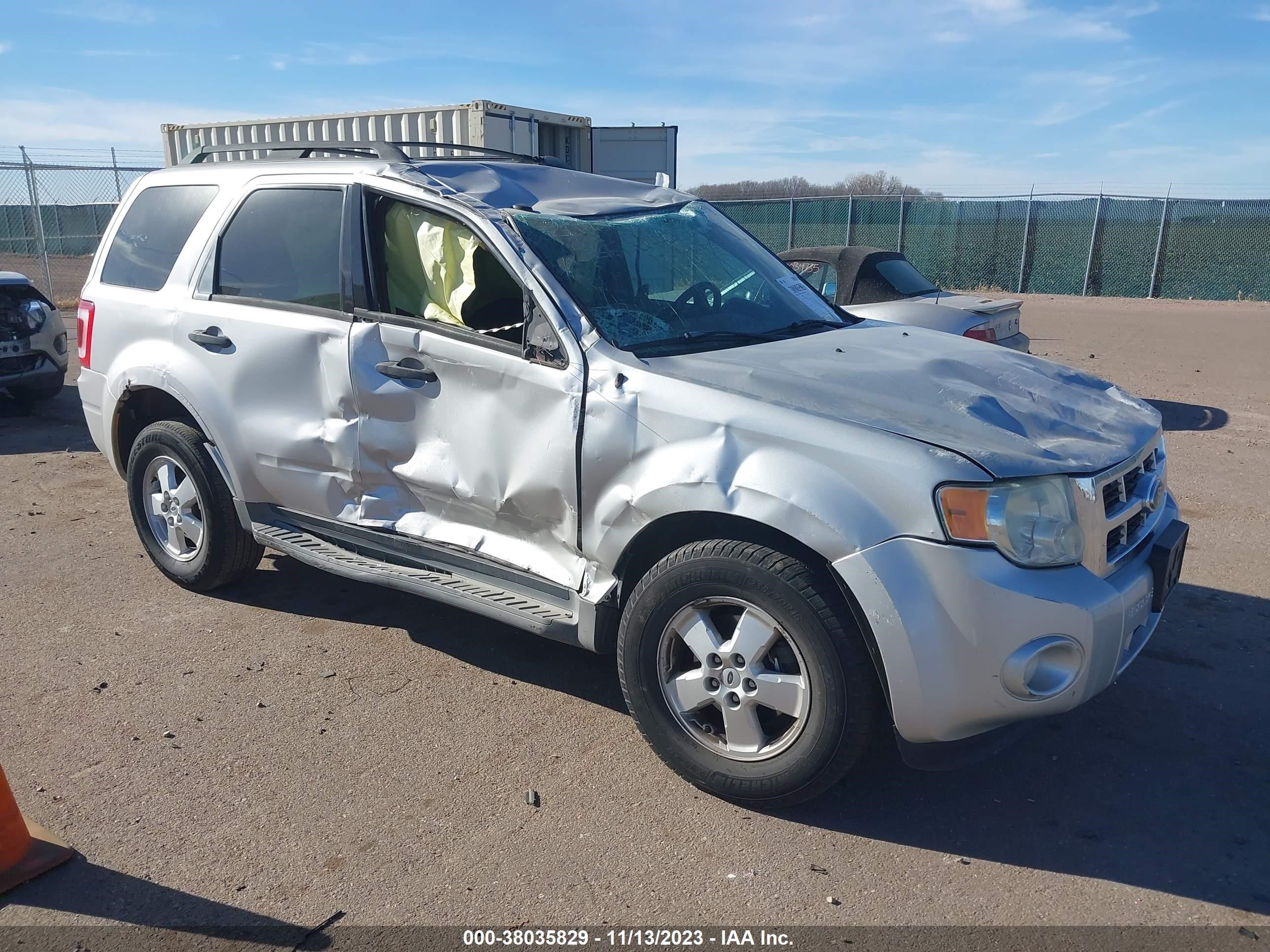 FORD ESCAPE 2009 1fmcu03g19kb77938