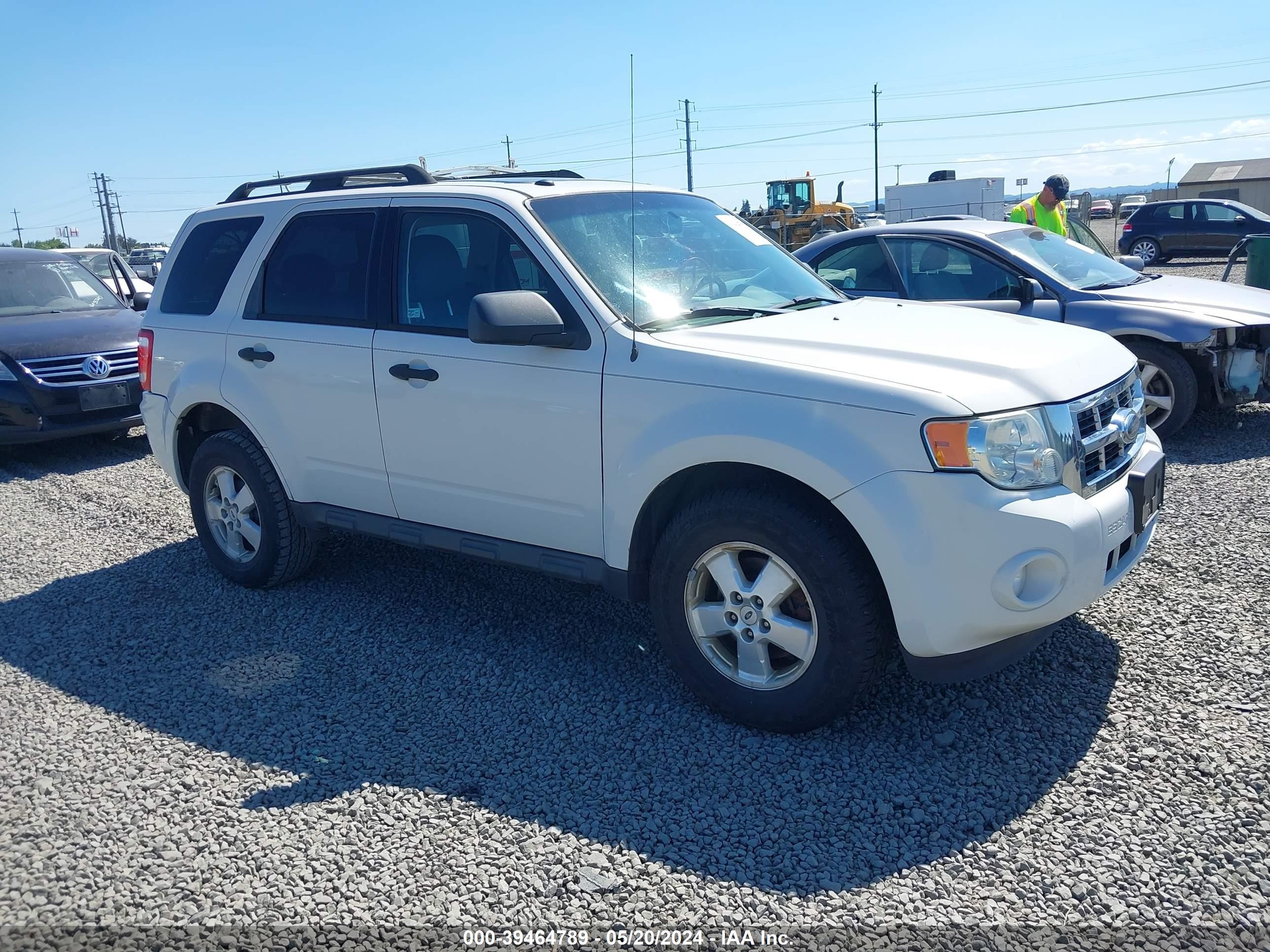 FORD ESCAPE 2009 1fmcu03g89ka59367