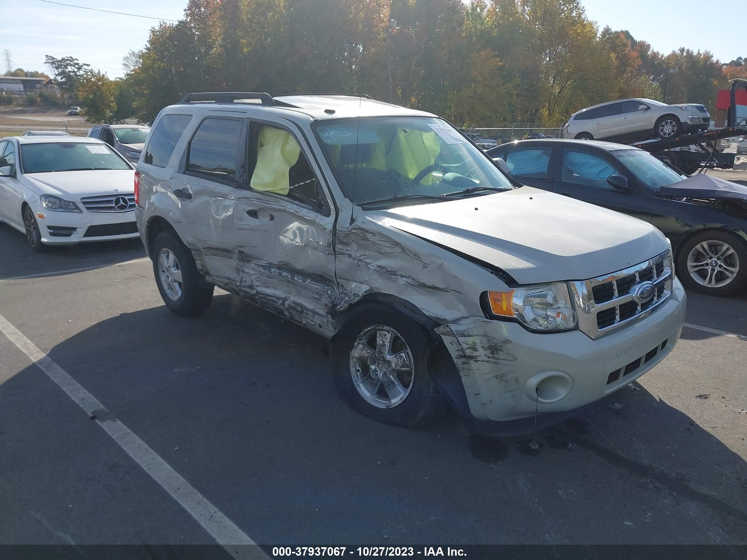 FORD ESCAPE 2009 1fmcu03g89kc24561