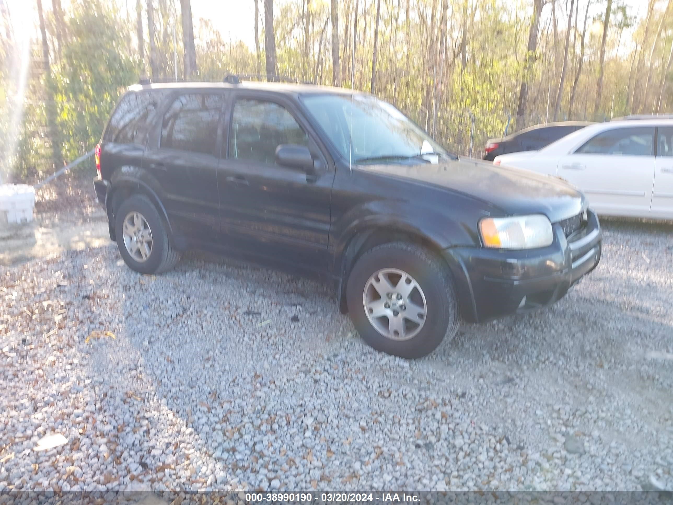 FORD ESCAPE 2004 1fmcu04124ka98961