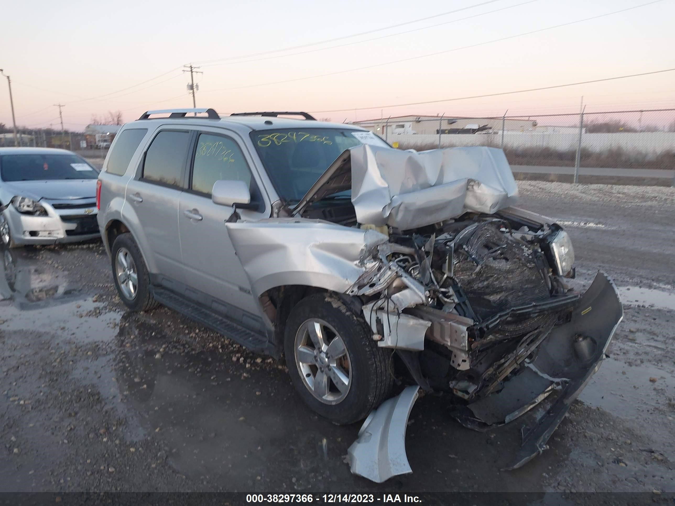 FORD ESCAPE 2008 1fmcu04148ke80348