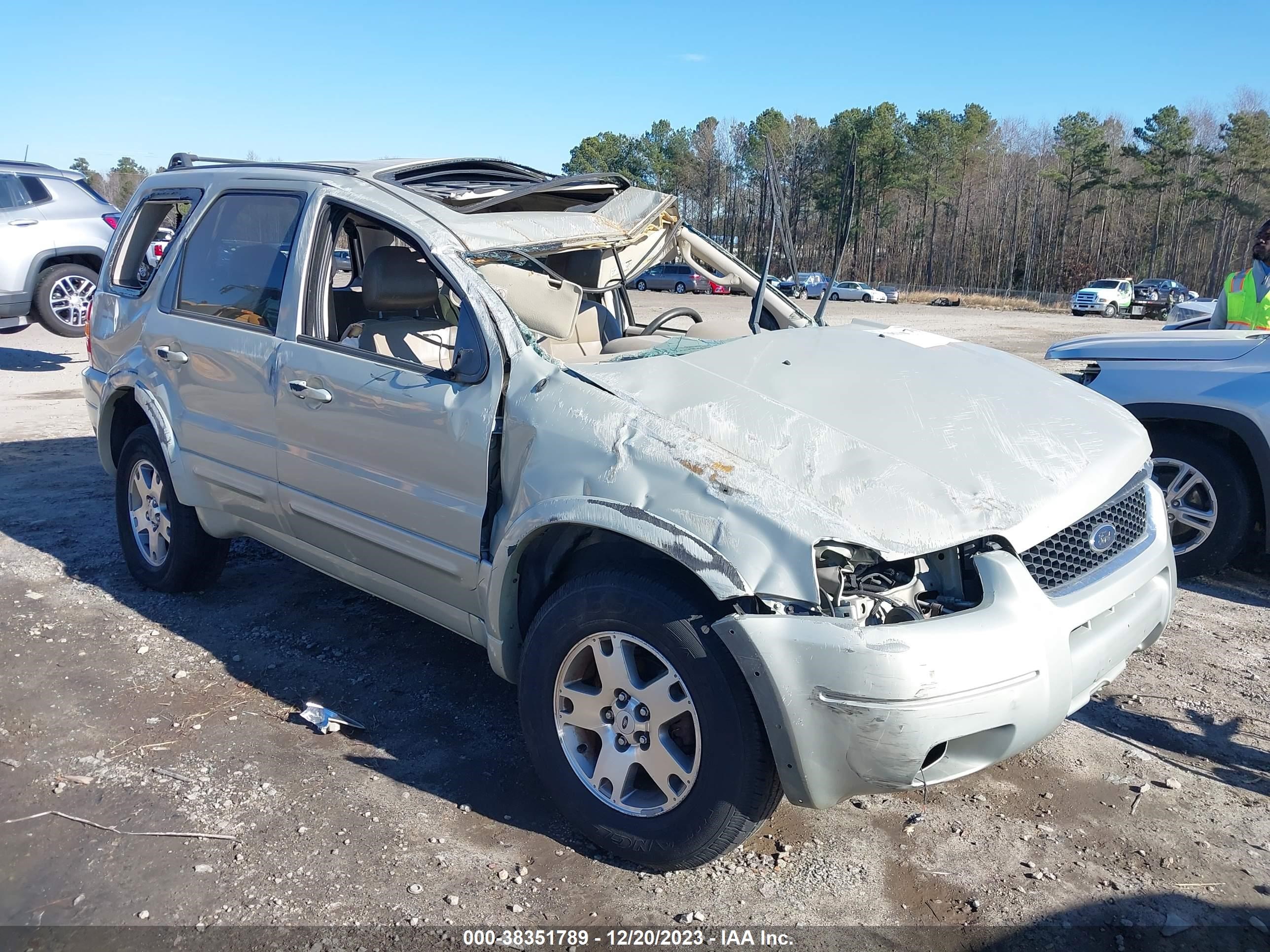 FORD ESCAPE 2004 1fmcu04184kb39898