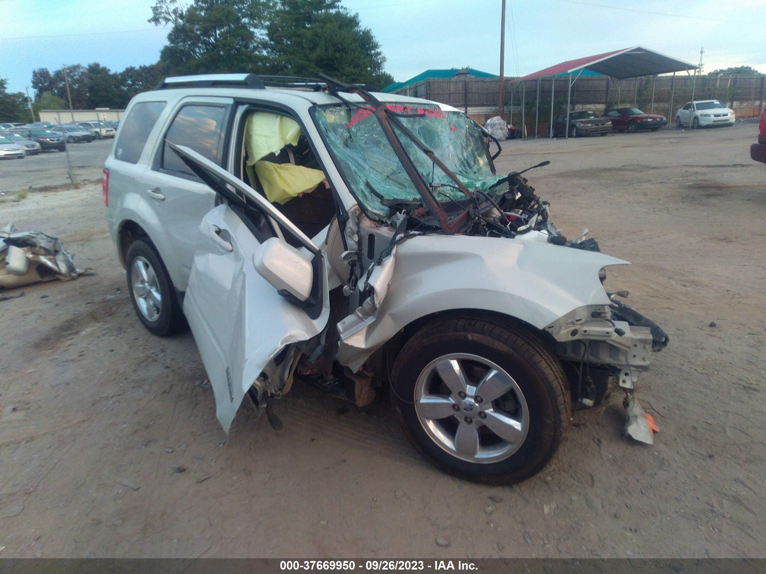 FORD ESCAPE 2008 1fmcu04198kc08250