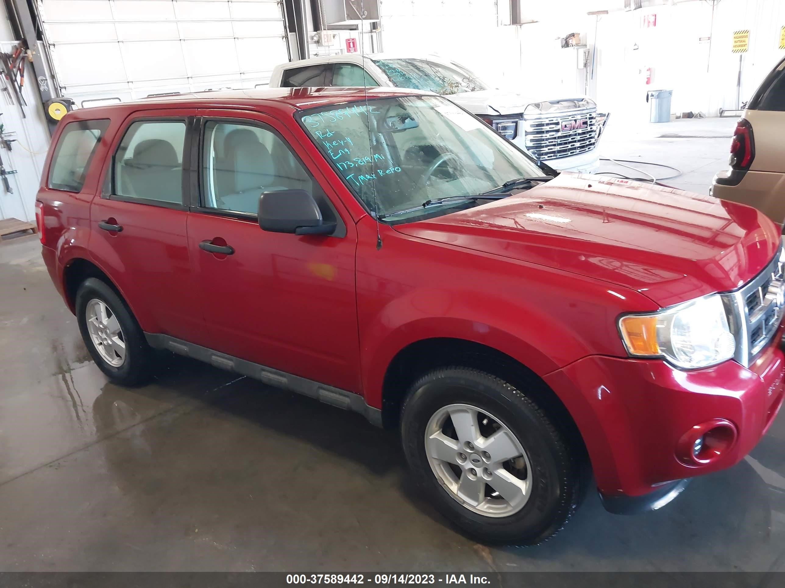 FORD ESCAPE 2010 1fmcu0c7xakb21825